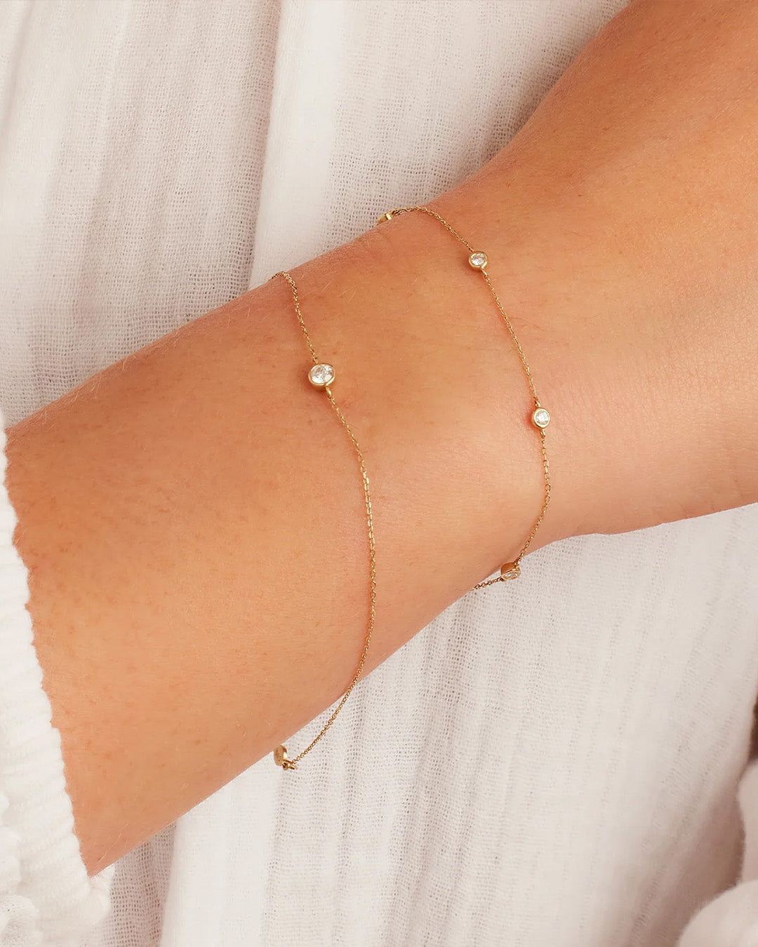 Elegant Classic Diamond Bracelet for Women - Perfect for Weddings, Anniversaries & Special Occasions