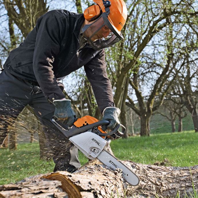 Stihl MS 211 Gas Chainsaw - 35.2cc Low Emission Engine with 16-Inch Bar - Perfect for Tree Cutting, Firewood & Landscaping