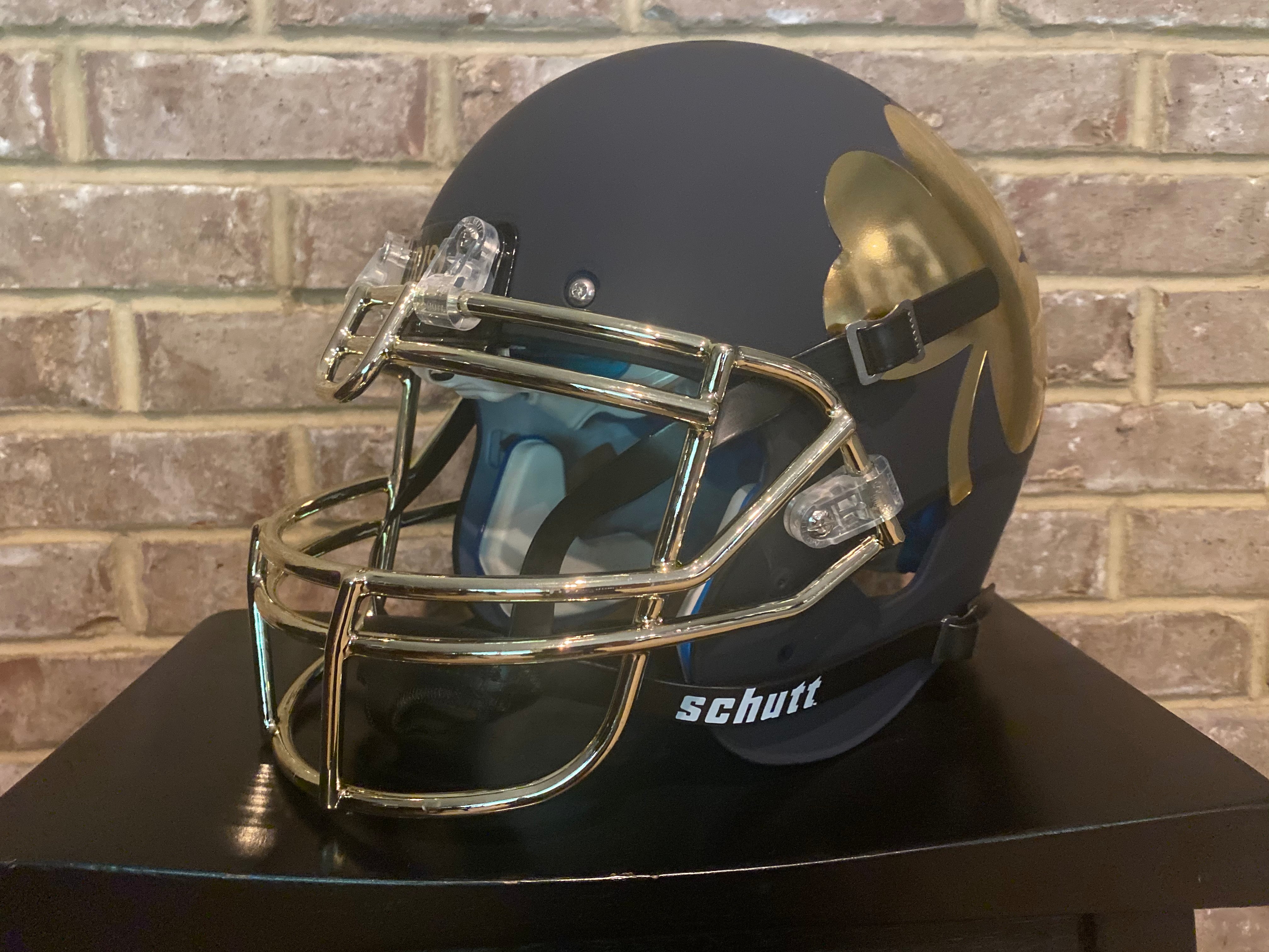 Notre Dame Fighting Irish 2021 Shamrock Navy Authentic Schutt Tradition Full Size Football Helmet - Perfect for Game Day, Collectibles, and Sports Memorabilia Display