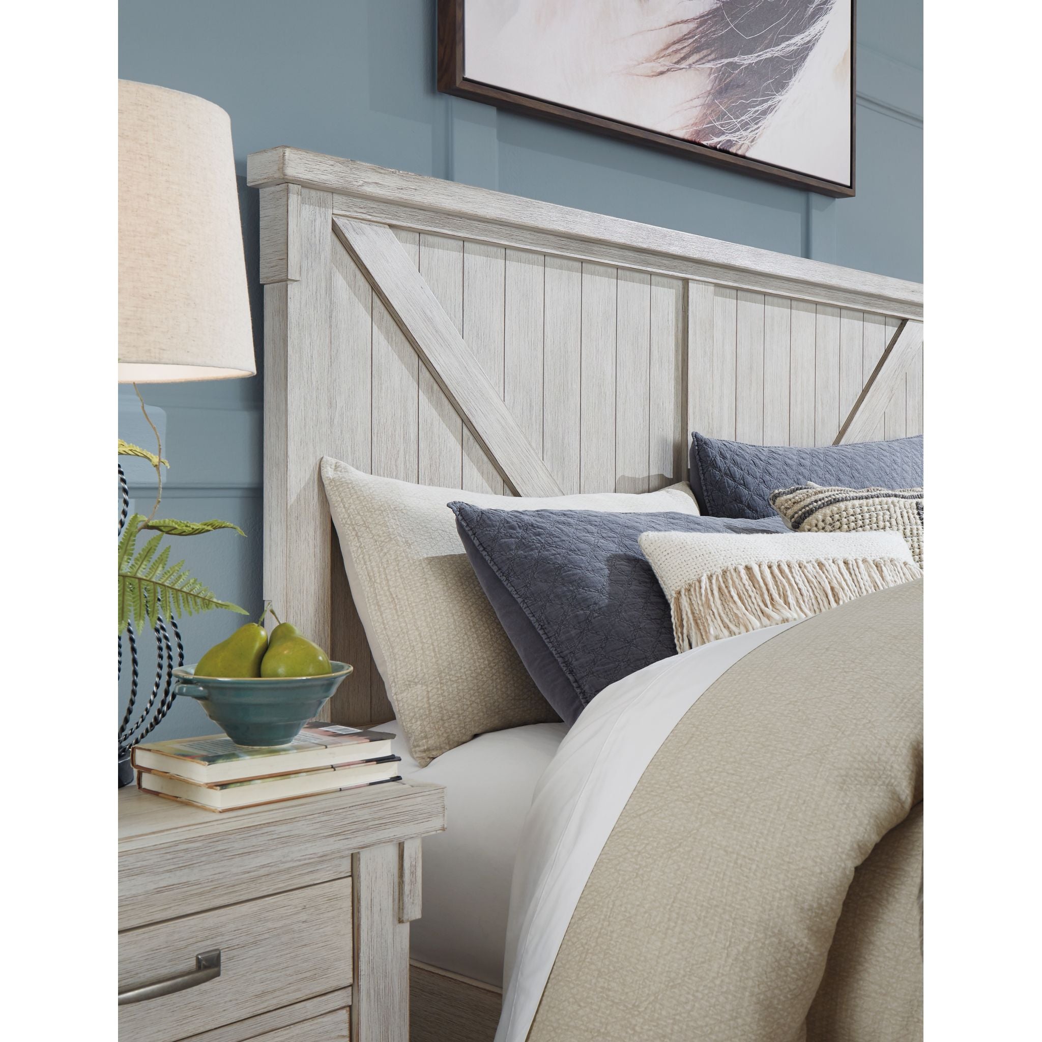 Brashland Panel Bed - Modern Wooden Platform Bed Frame with Headboard - Perfect for Bedroom, Guest Room & Dormitory