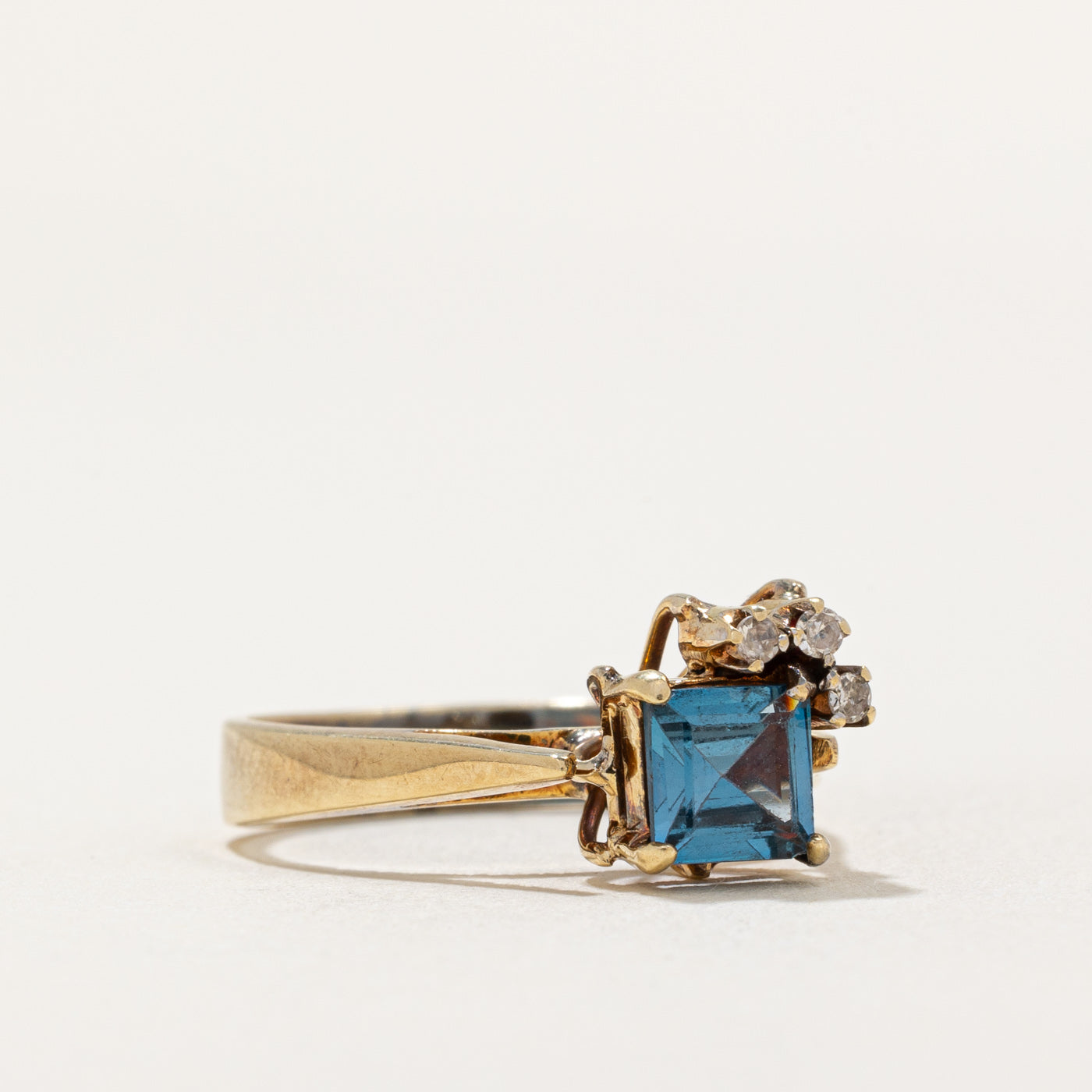 Exquisite 0.50ct Topaz & 0.03ct Diamond Ring - Size 5.25 | Elegant Birthstone Jewelry for Women | Perfect for Anniversaries, Engagements & Special Occasions