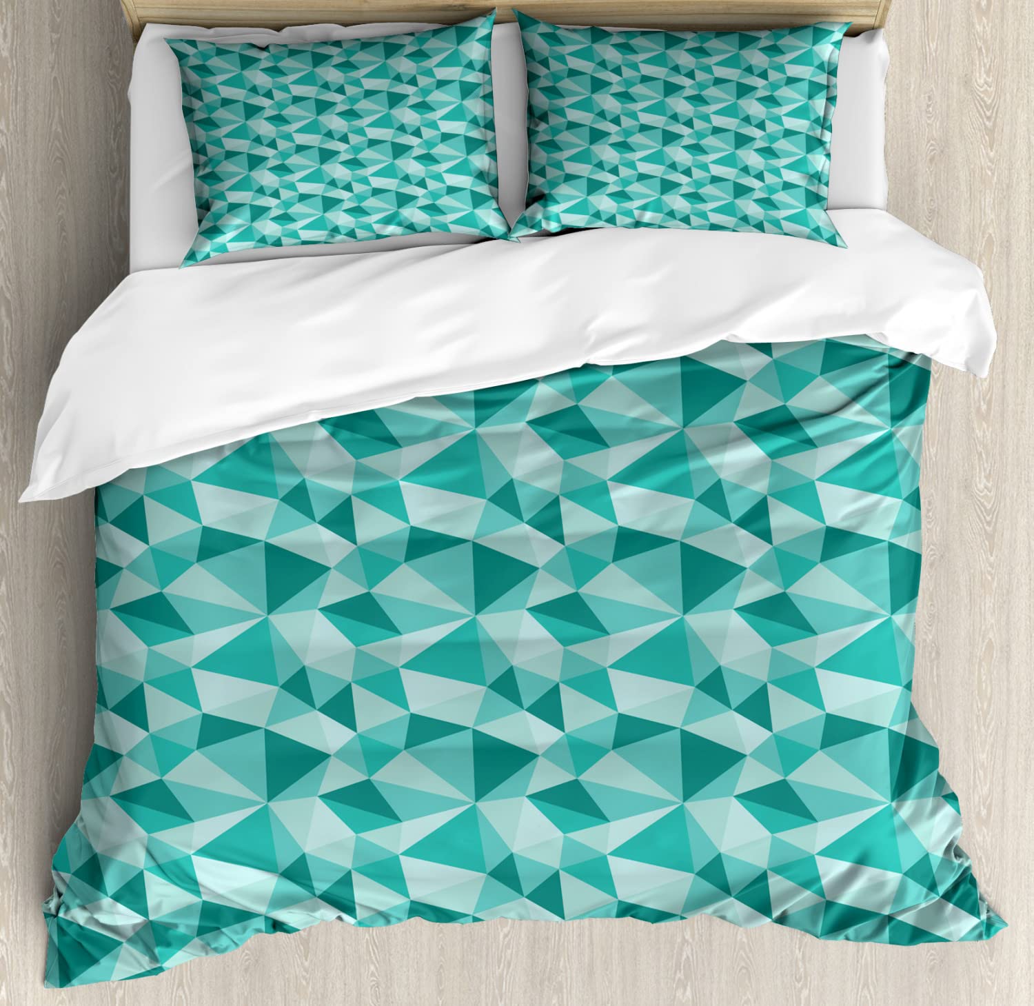 Ambesonne Geometric Duvet Cover Set - King Size 2-Pack with 2 Duvet Covers & 4 Pillowcases - Modern Polygonal Triangle Design in Seafoam Teal - Perfect for Contemporary Bedroom Decor & Guest Room Styling