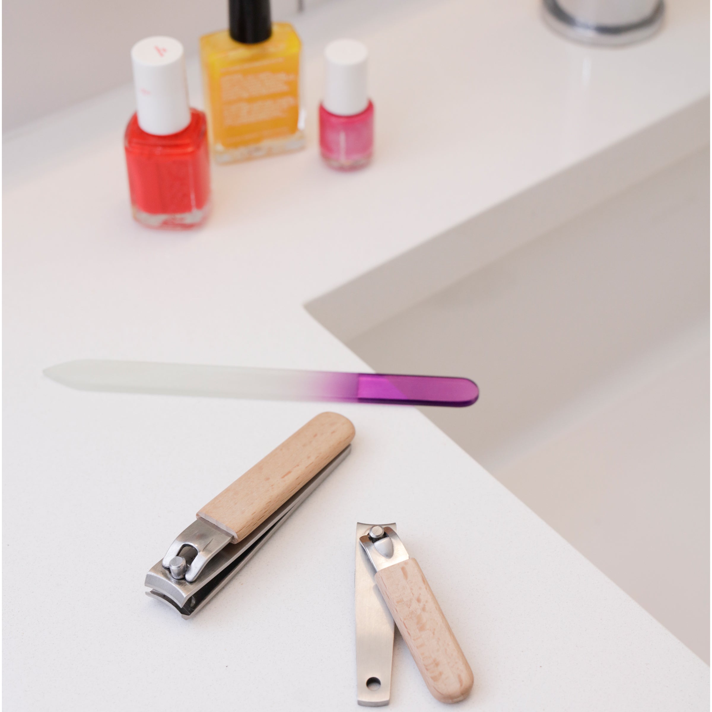 Premium Wooden Nail Clipper Set - Natural Bamboo Manicure Kit with Stainless Steel Blades - Perfect for Home, Travel & Grooming Essentials