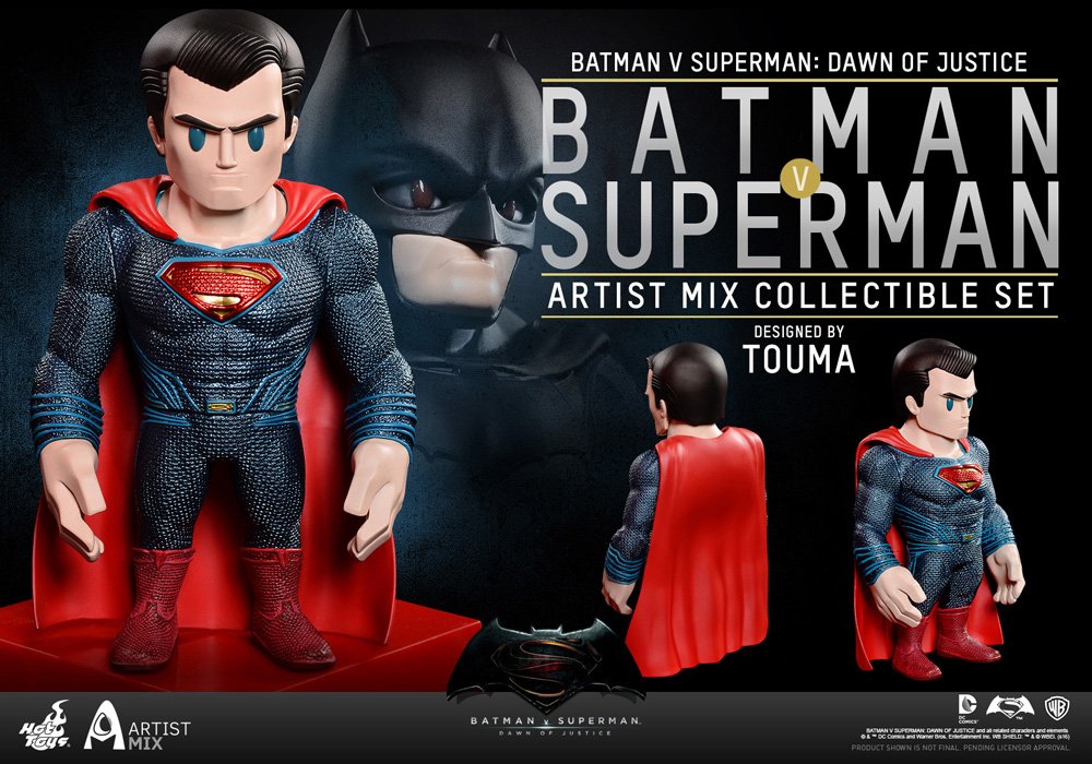Hot Toys Batman VS Superman Dawn of Justice Superman Bobblehead Figure (Blue/Red) - Collectible DC Comics Superhero Decor for Office Desk, Gaming Room & Pop Culture Displays