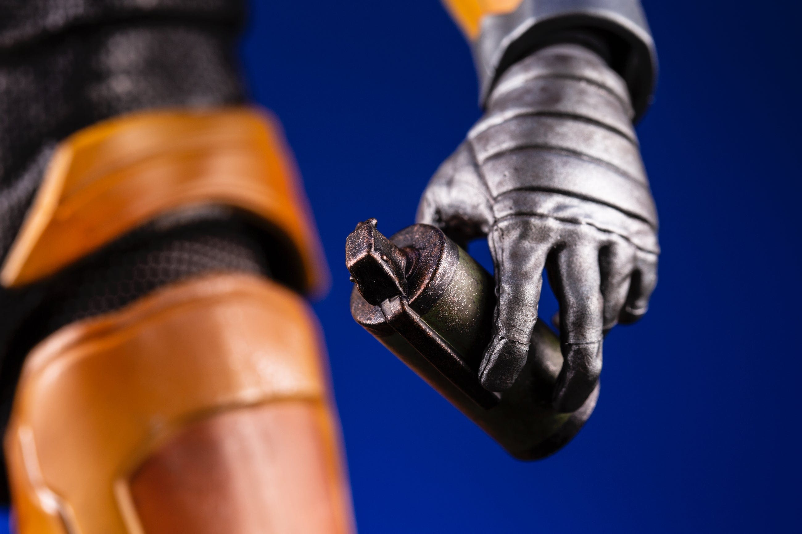 Half Life - Gordon Freeman 1/6 Scale Collectible Action Figure for Gamers & Fans | Perfect for Display, Cosplay & Gaming Room Decor
