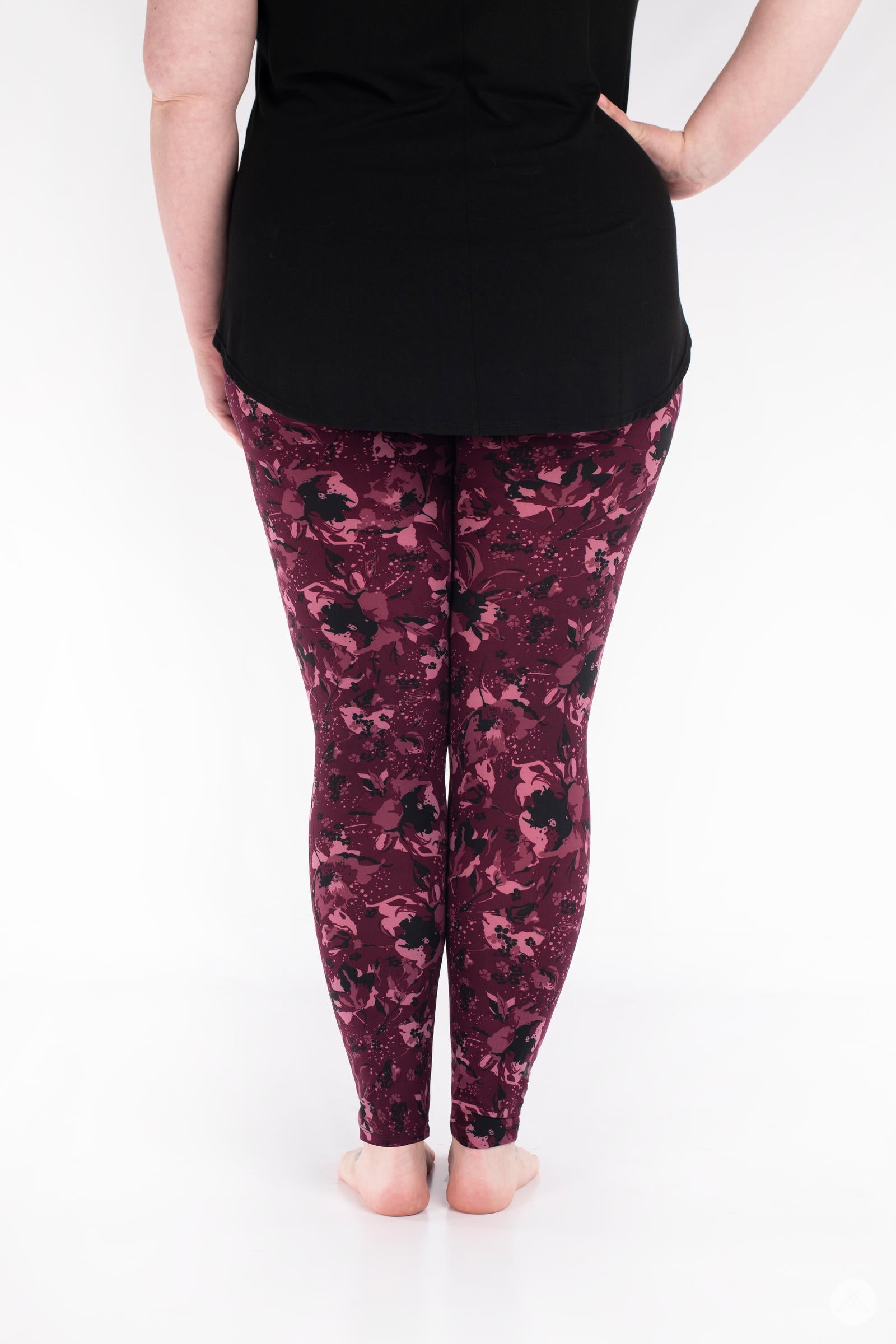 Stylish Merlot Dreams Patterned Leggings for Women - Comfortable High Waisted Yoga Pants for Workout, Lounge & Everyday Wear