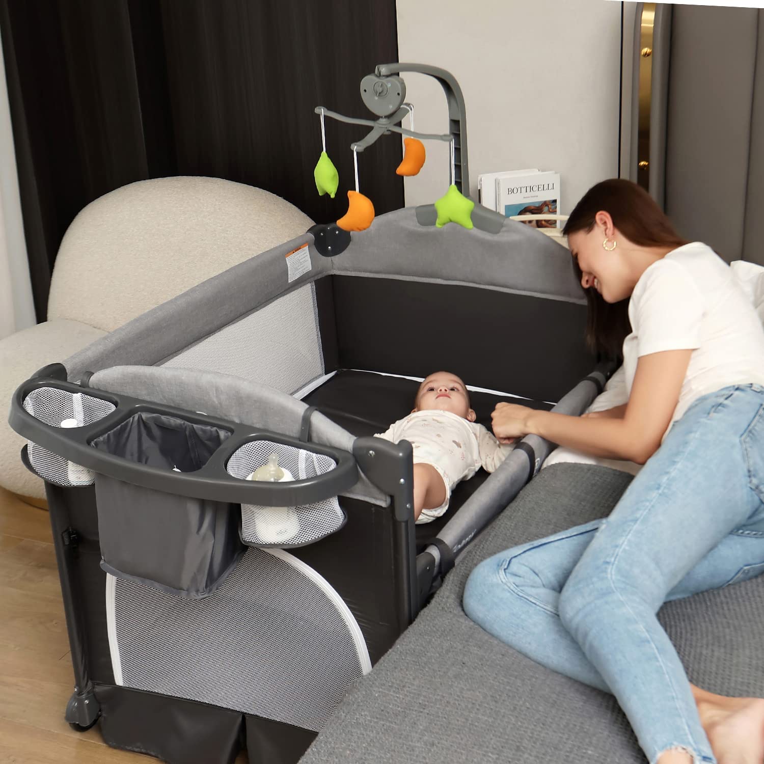 **Zdolmy 4-in-1 Baby Bedside Sleeper Bassinet & Play Yard – Adjustable Height, Diaper Changing Table, Storage Bag, Toy Arch & Music – Portable Crib for Newborns & Infants – Perfect for Nursery, Travel & Co-Sleeping**