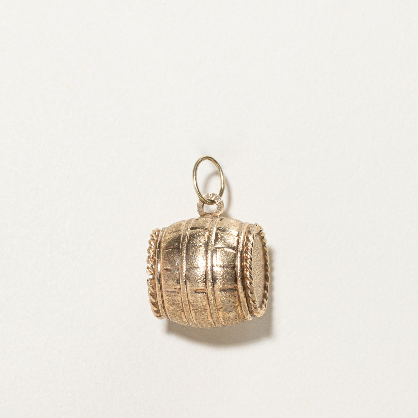 10K Yellow Gold Wooden Barrel Keg Charm Pendant Necklace - Vintage Beer Barrel Jewelry for Women & Men - Perfect for Parties, Gifts & Beer Lovers