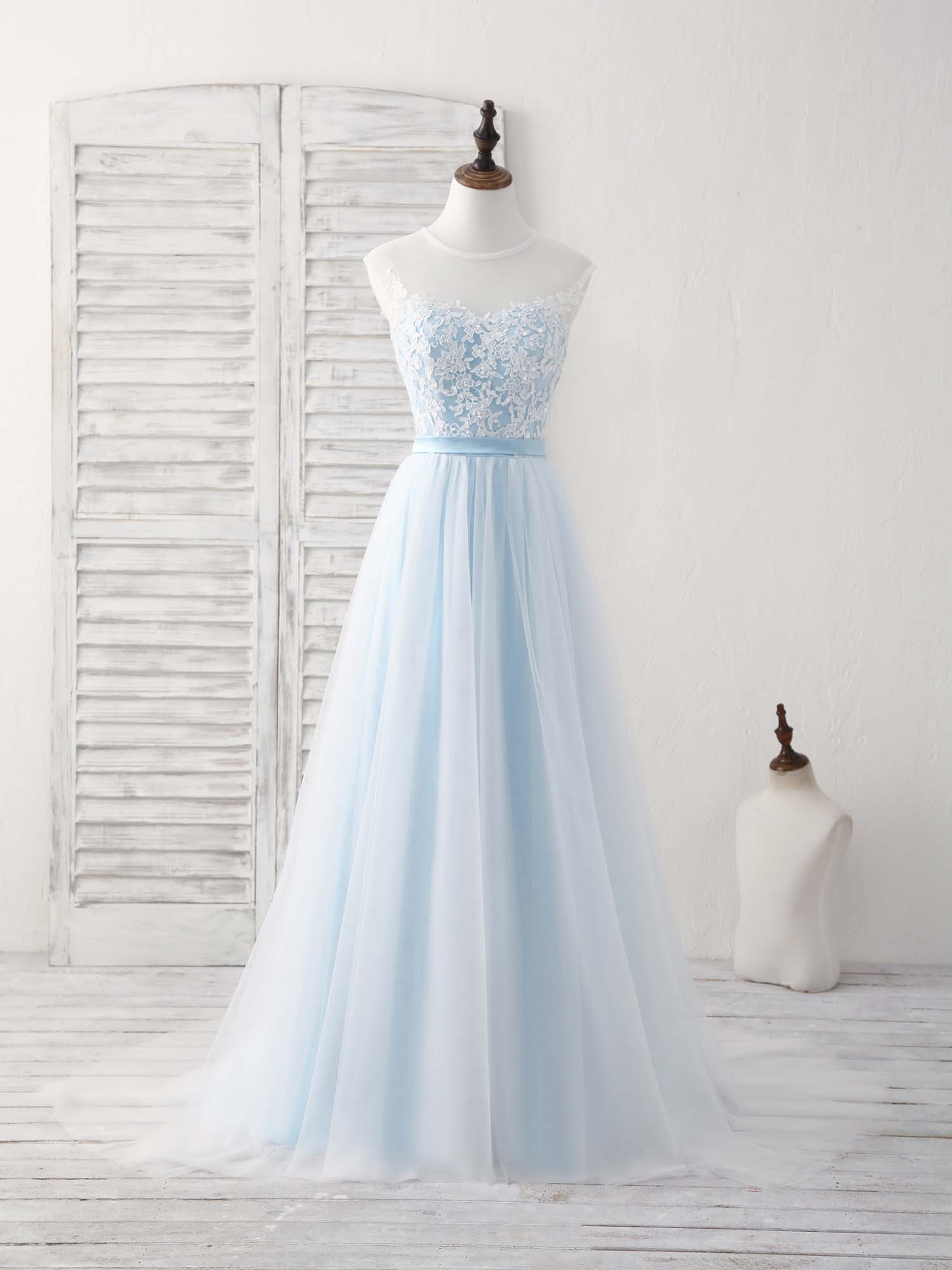 Elegant Blue Round Neck Tulle Lace Applique Long Prom Dress for Women - Perfect for Formal Dances, Evening Gowns & Special Occasions