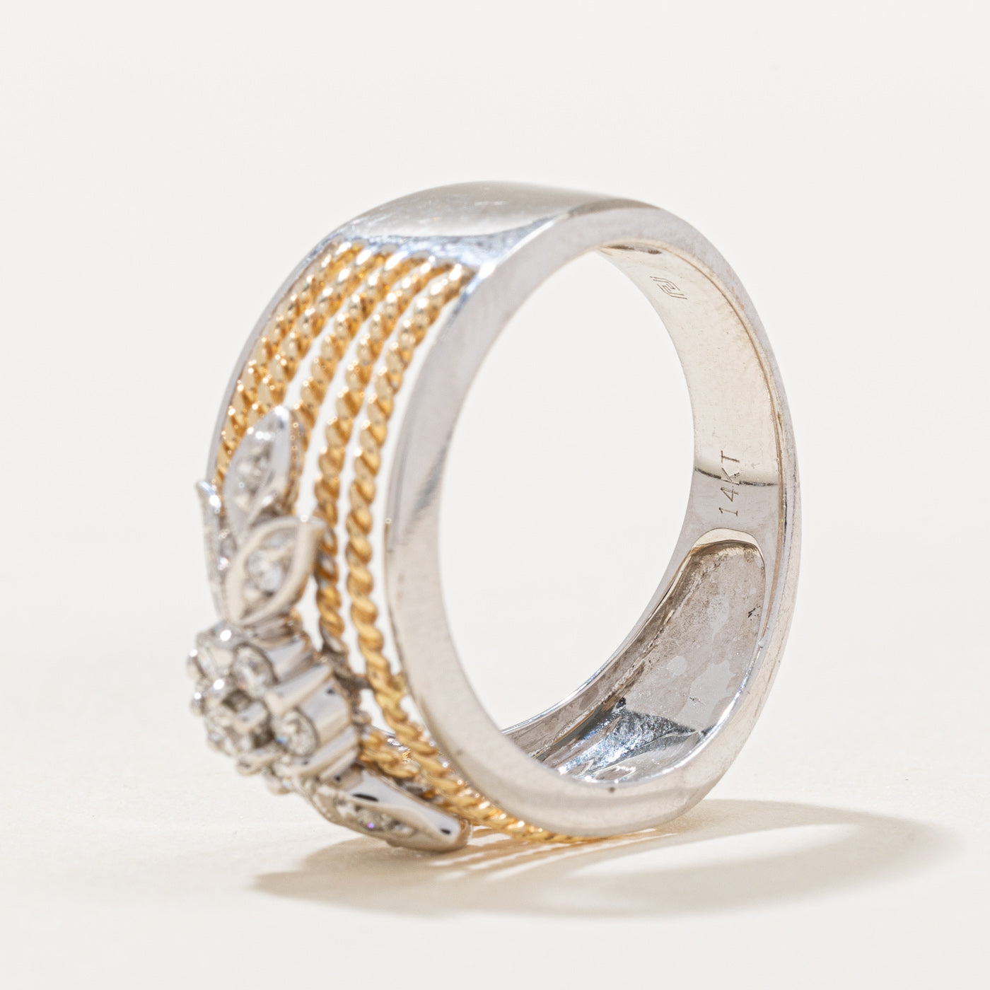 Two Tone Gold Diamond Floral Wedding Band Ring - 0.30ctw Diamond Engagement Ring for Women - Size 6.75 - Perfect for Bridal Jewelry, Anniversary Gifts & Special Occasions