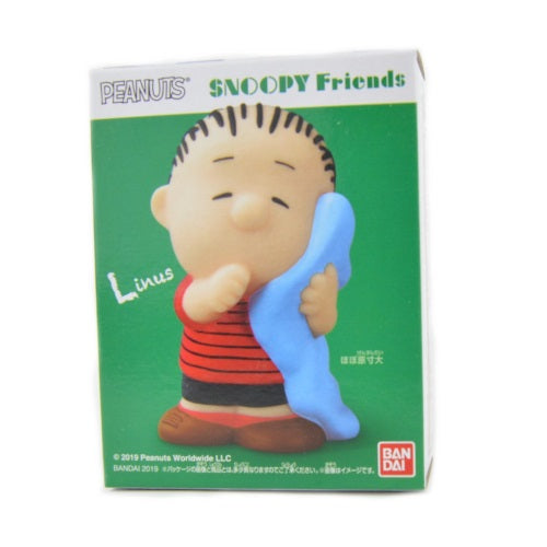 Bandai Snoopy & Friends 2.5 Inch Vinyl Figure - Cute Peanuts Collectible for Home Decor, Office Desk & Gift Giving