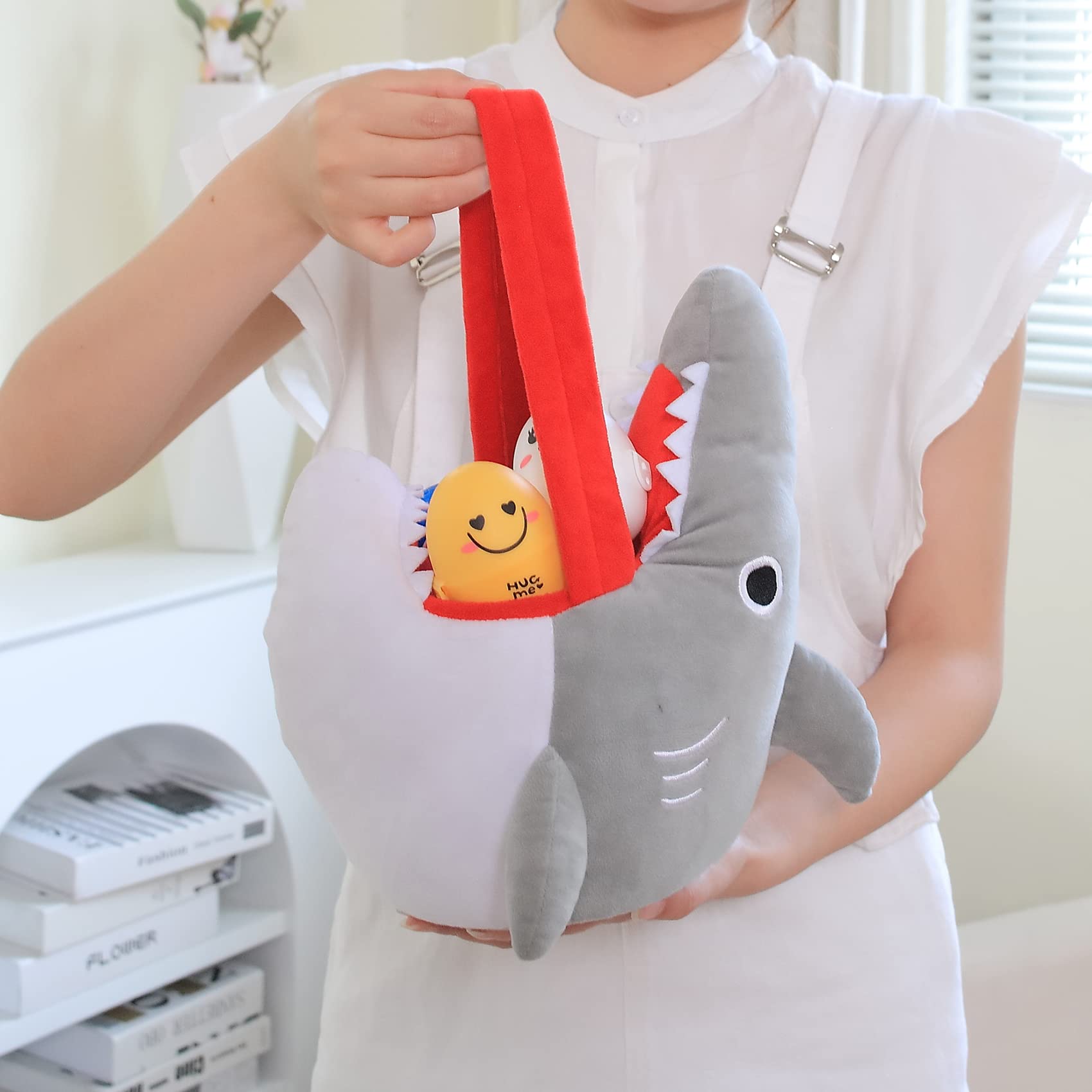 DearSun Personalized 3D Plush Shark Easter Basket - Custom Embroidery Name, Grey Shark Toy Gift for Kids - Perfect for Easter Egg Hunts, Baby Showers & Birthday Parties