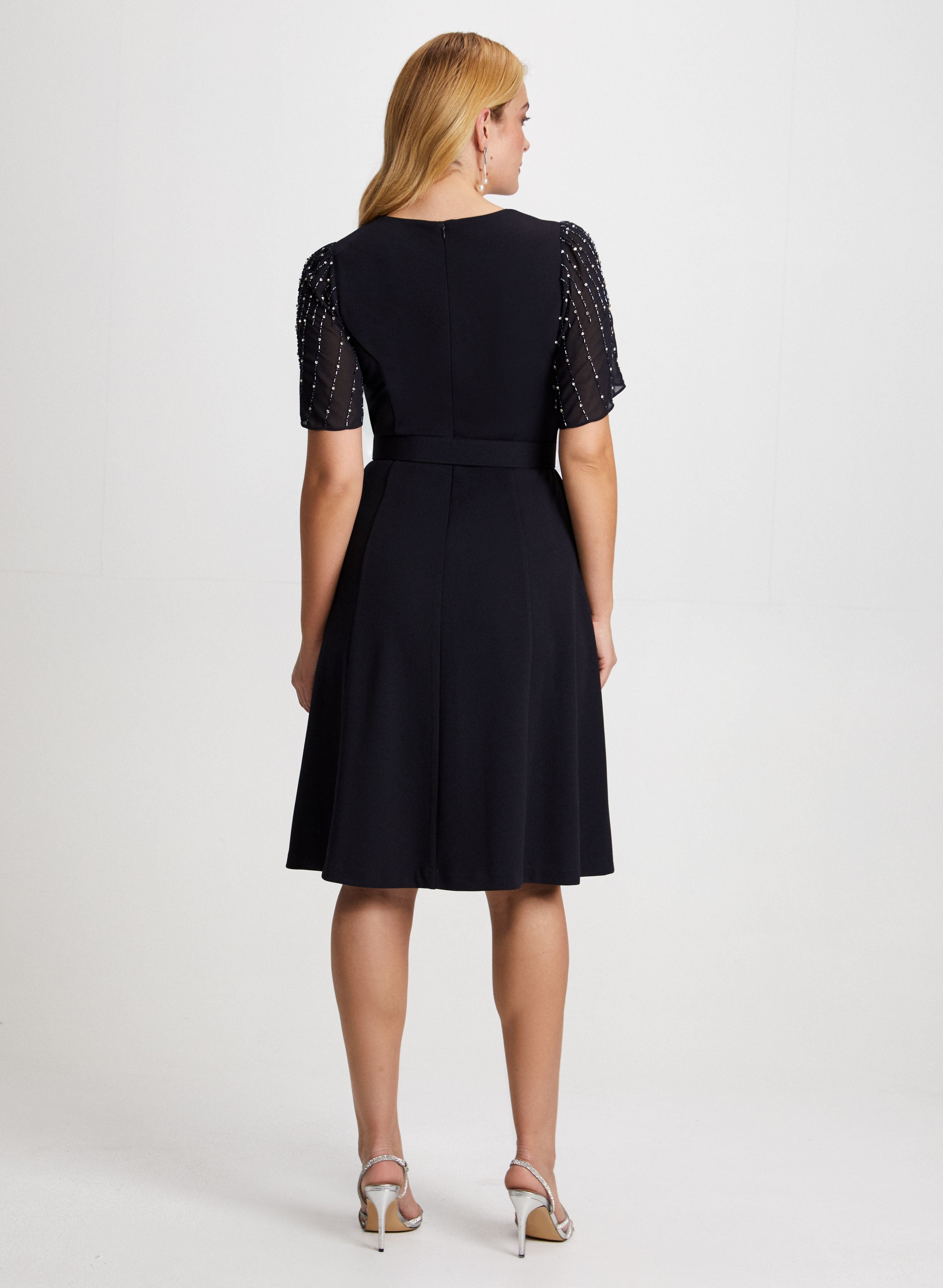 Elegant Beaded Flare Sleeve Party Dress for Women - Perfect for Evening Events, Weddings & Special Occasions