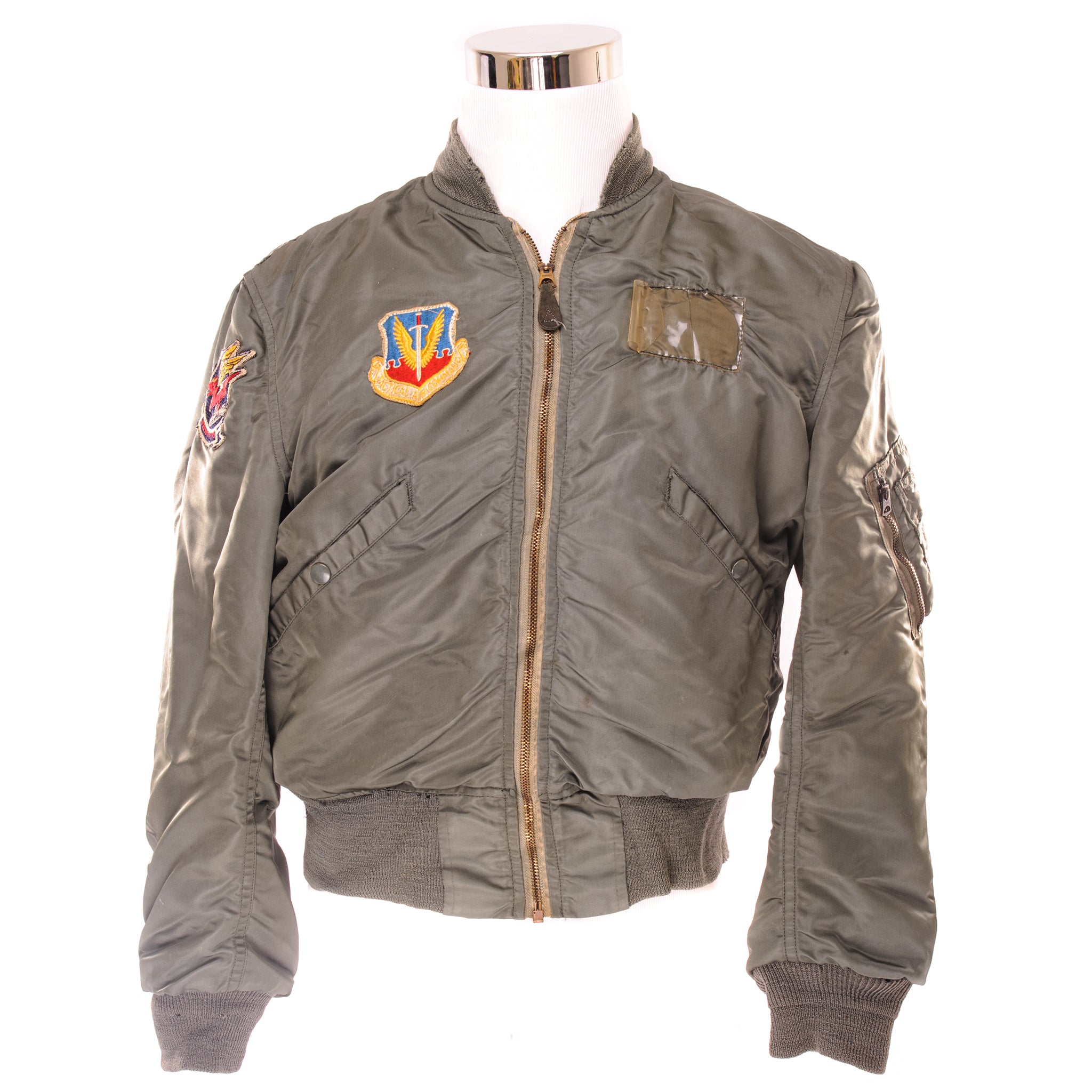 Vintage US Air Force L-2B Flight Jacket 1968 Vietnam War - Medium Size with Patch | Military Collectible, Historical Reenactment, Cold War Era Fashion