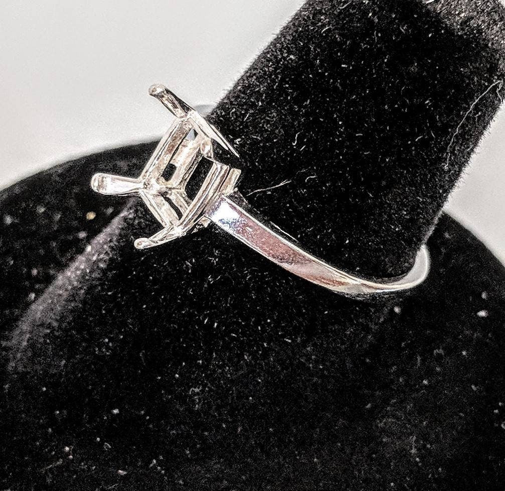 Sterling Silver Emerald Cut Pre-Notched Blank Ring Settings - 6x4mm, 7x5mm, 8x6mm - Sizes 6, 7, 8 - Perfect for DIY Jewelry Making, Engagement Rings, and Wedding Bands