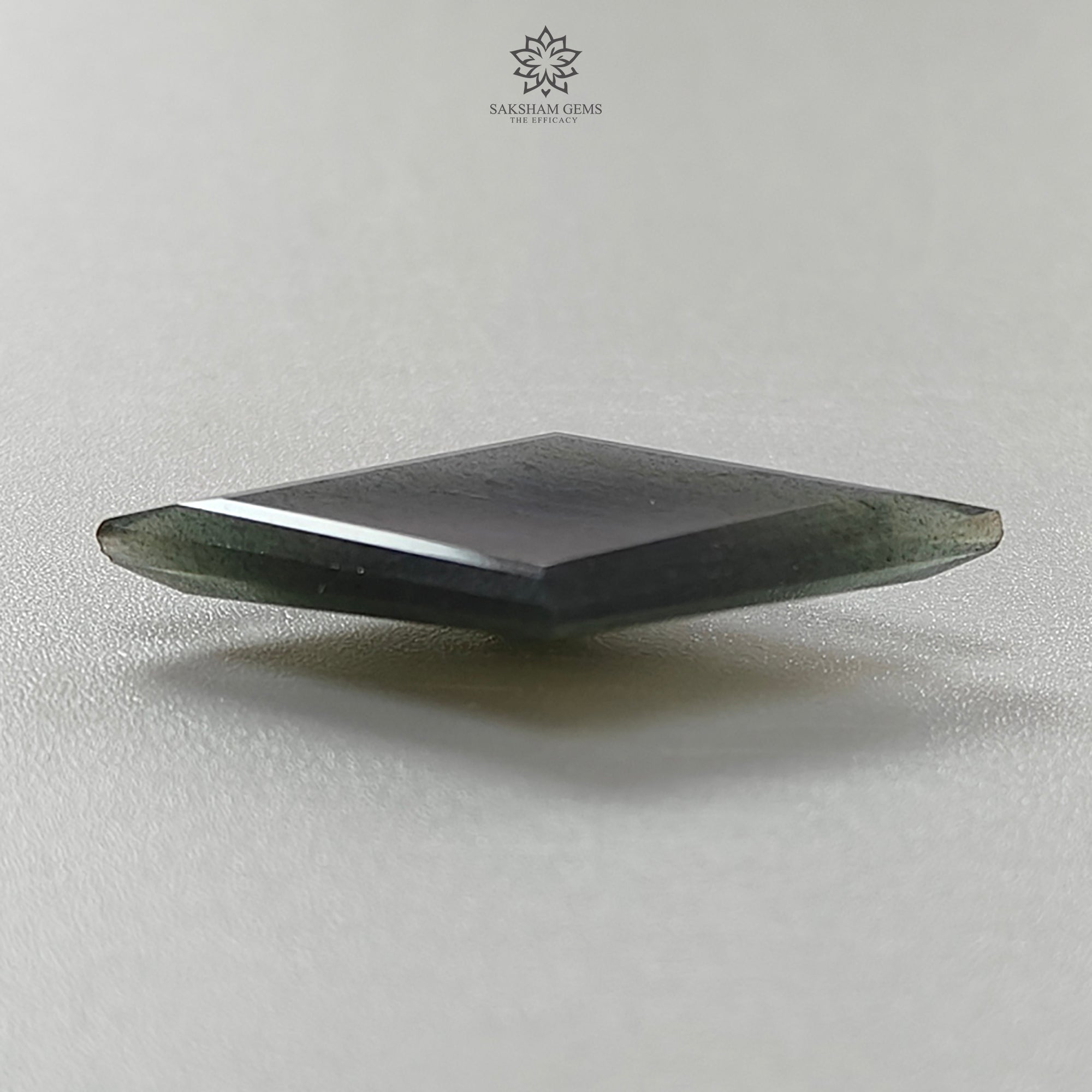 Natural Blue Labradorite Cabochon - 14.60cts Untreated Marquise Cut Gemstone (34x17mm) for Jewelry Making - Perfect for Rings, Pendants & Earrings