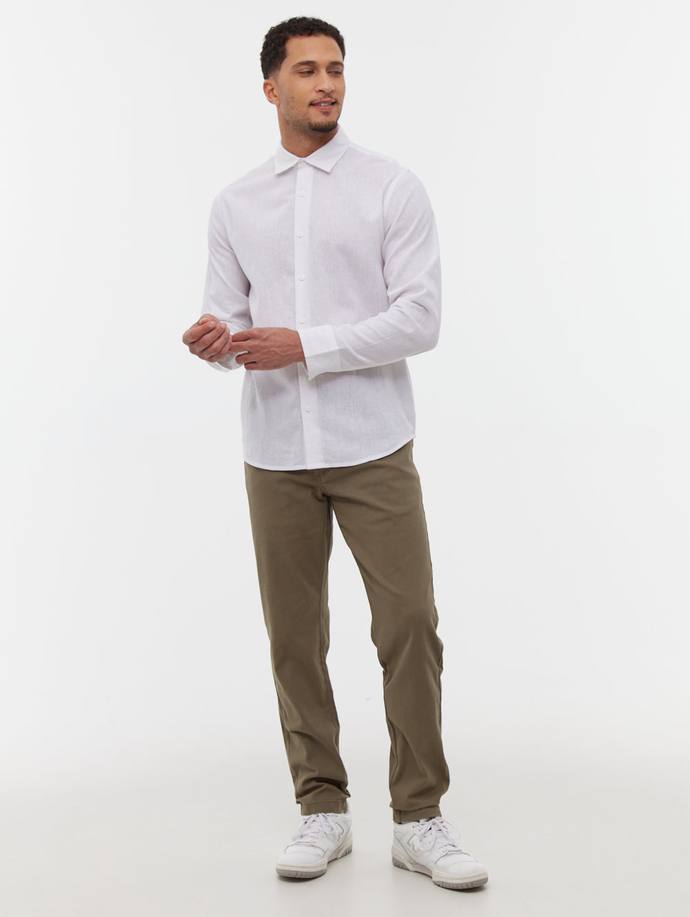 Ricksen Men's Long Sleeve Casual Shirt - Comfortable Button Down Dress Shirt for Office, Business & Everyday Wear