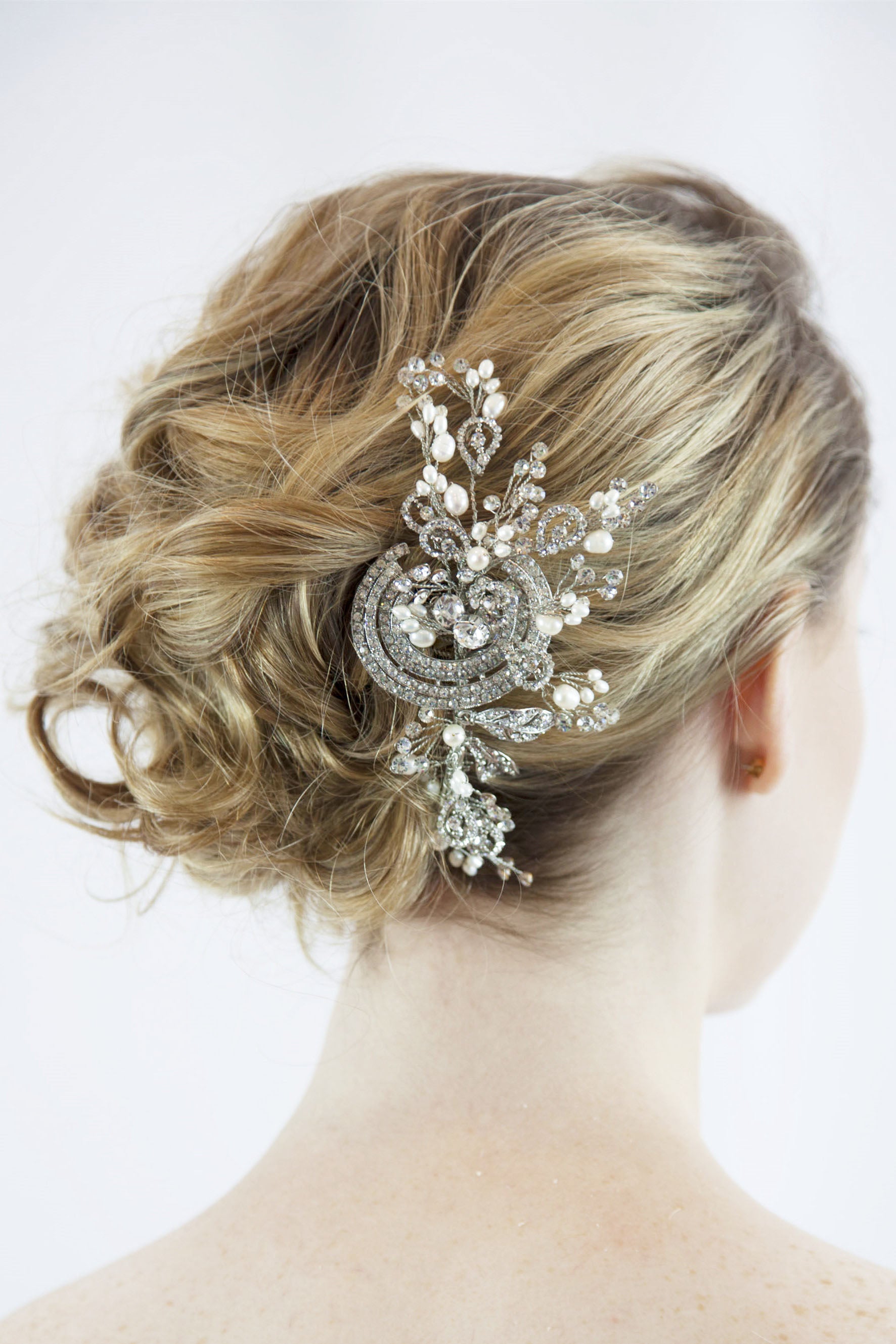 Elegant Silver Pearl Hair Clip for Brides - Perfect for Weddings, Prom, and Special Occasions
