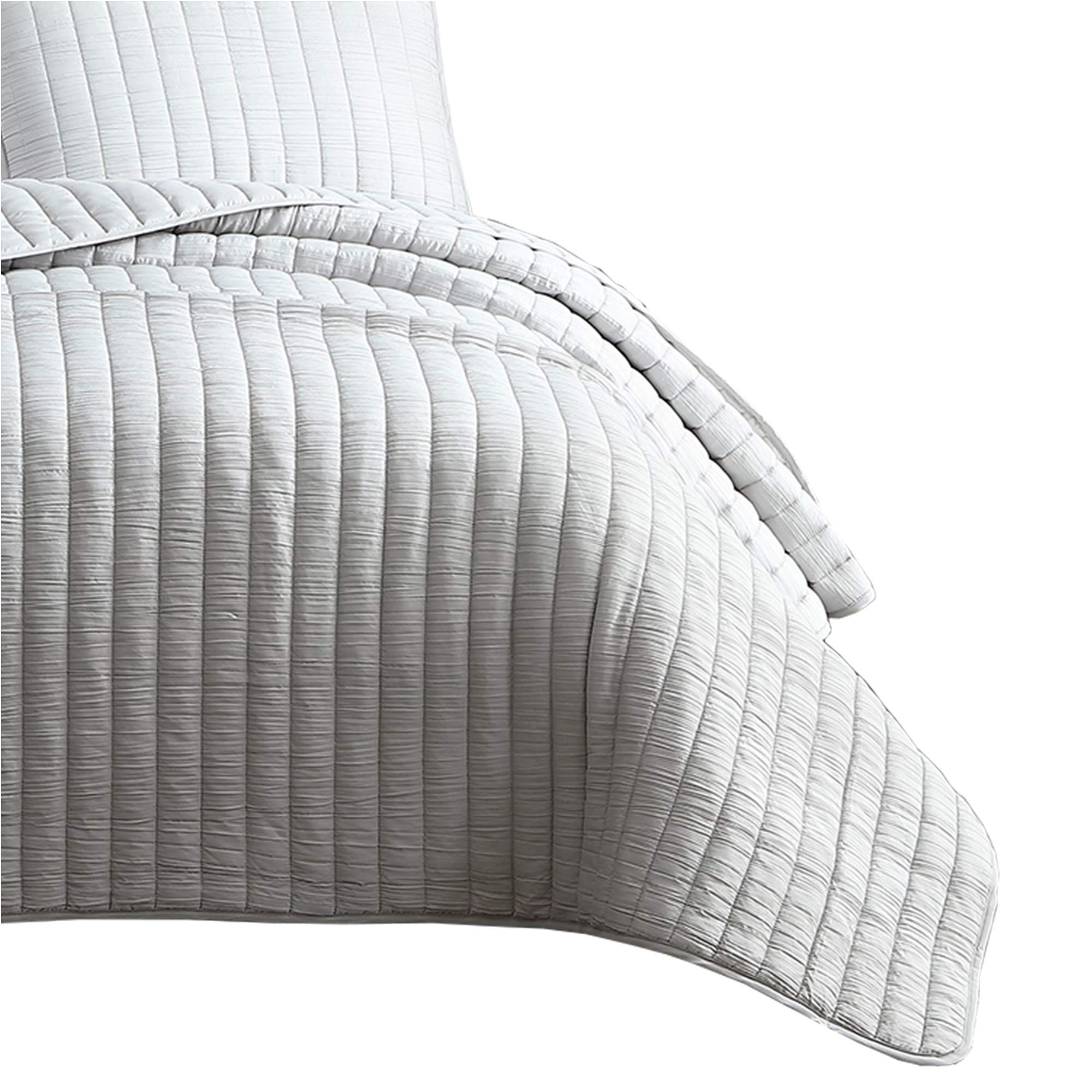 Benjara 3-Piece Queen Size Crinkle Coverlet Bedding Set with Vertical Stitching in Gray - Luxury Bedspread for Master Bedroom, Guest Room & Hotel Decor
