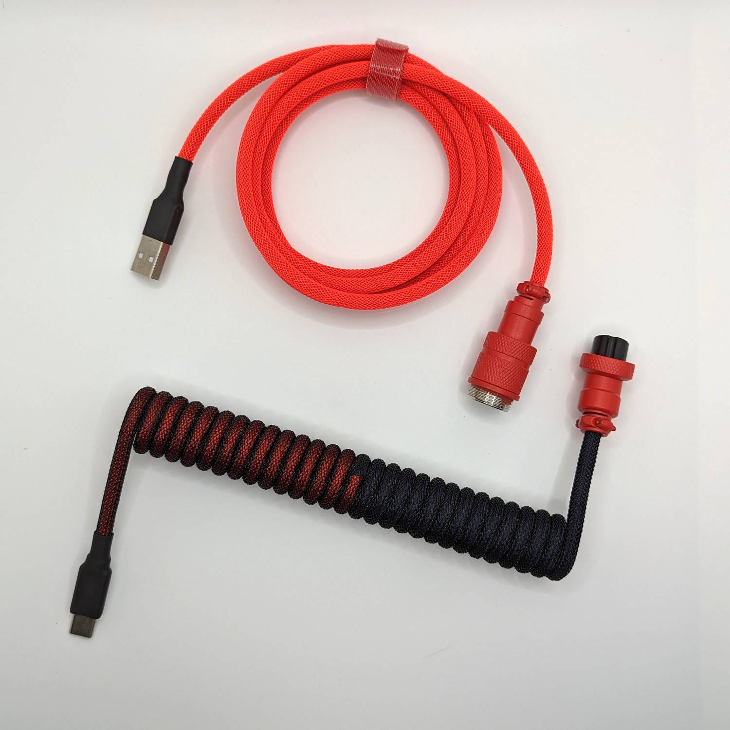 Premium Coiled Keyboard Cable - Ausmodshop Magma Style for Mechanical Keyboards (Gaming, Office, Typing)