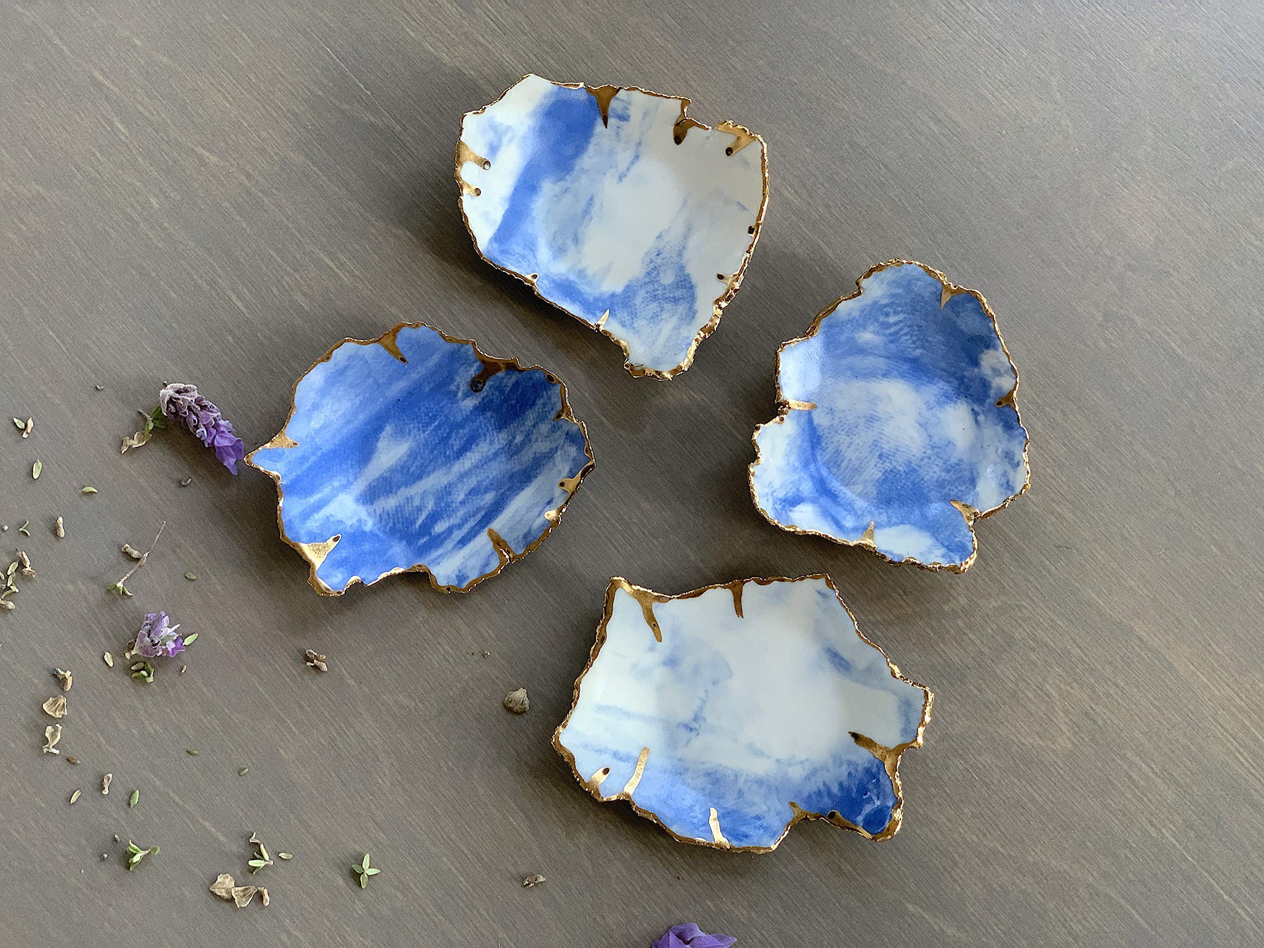 Handmade White Blue Gold Marbled Ceramic Ring Dish - Unique Jewelry Tray for Women & Men - Perfect for Wedding, Anniversary, Birthday Gifts - Elegant Home Decor for Bedroom, Bathroom & Vanity Organization
