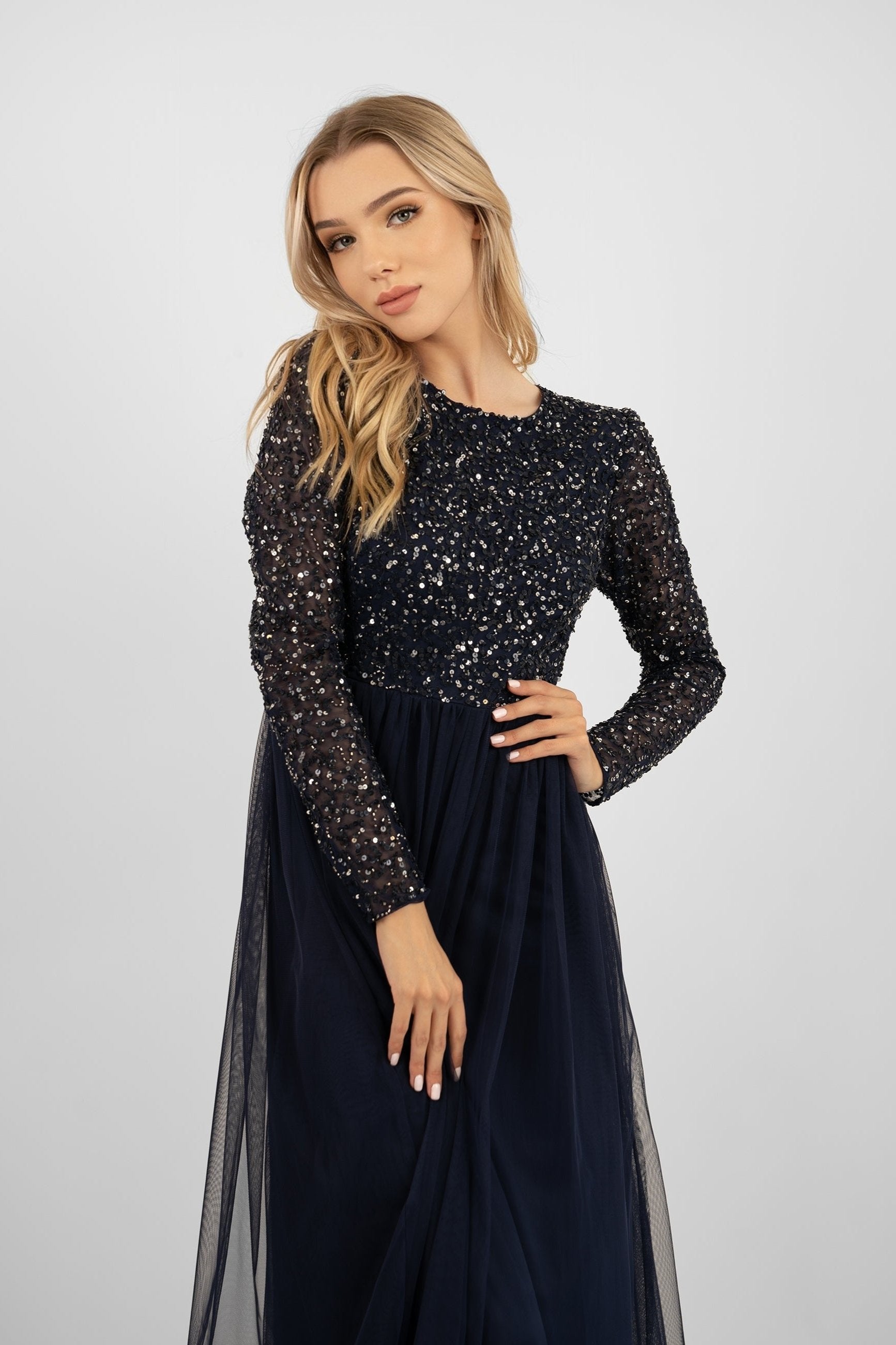 Elegant Navy Blue Long Sleeve Bridesmaid Dress for Weddings - Formal Evening Gowns for Bridal Party, Prom & Special Occasions