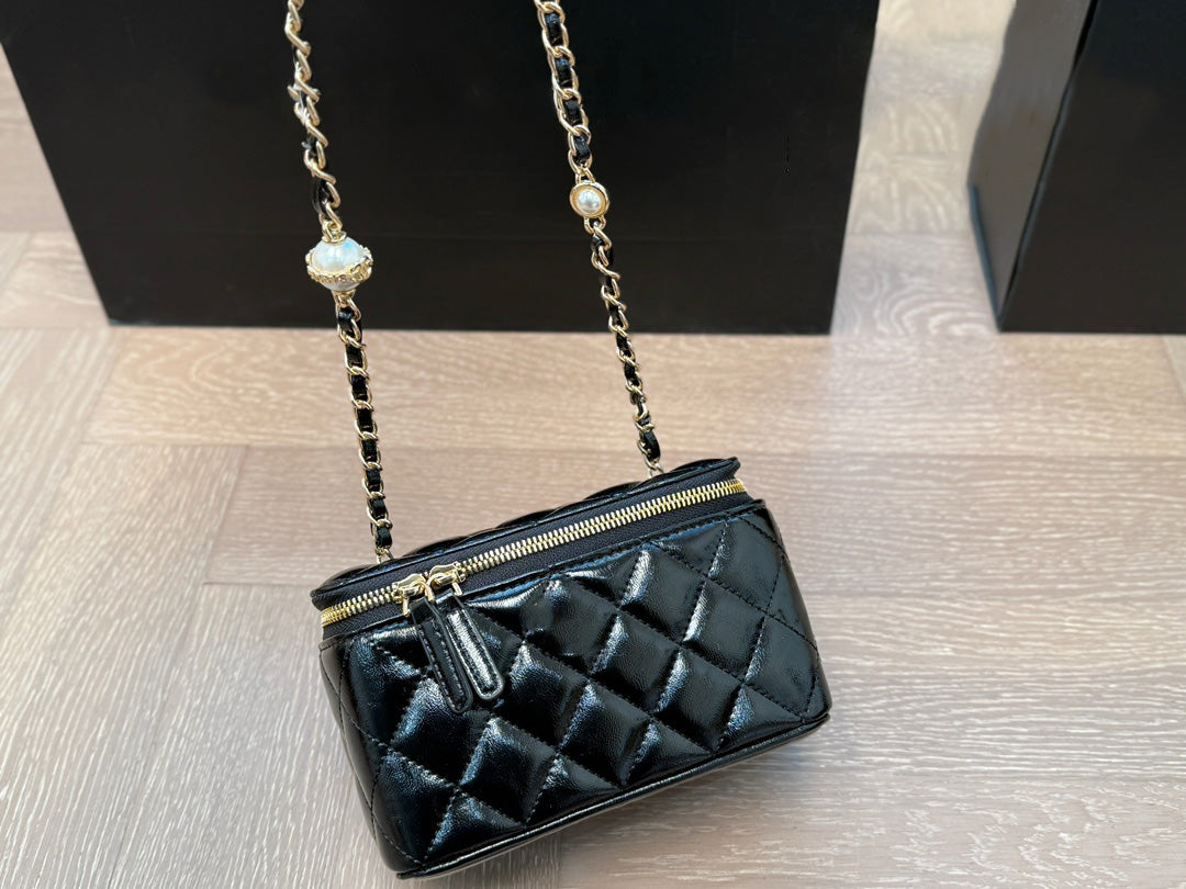 Mini Pearl Chain Box Bag - Elegant Small Crossbody Purse for Women, Perfect for Parties, Dates & Evening Events