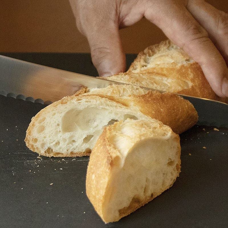 Victorinox Kitchen Grande Maitre 9-Inch Bread Knife with Ergonomic POM Handles - High-Quality Forged Steel Blade - Perfect for Slicing Bread, Pastries & More - Includes Gift Box (Model 7.7433.23G) - Ideal for Home Bakers, Professional Chefs & Culinary Enthusiasts