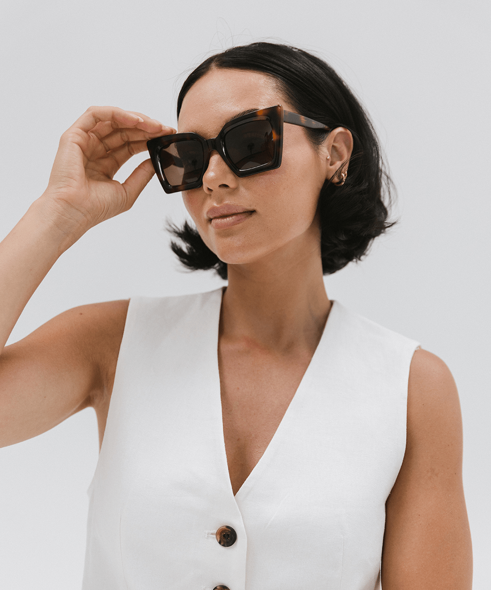 Kat Square Sunglasses for Women & Men - Trendy UV Protection Fashion Shades for Outdoor, Driving, Beach & Summer Activities