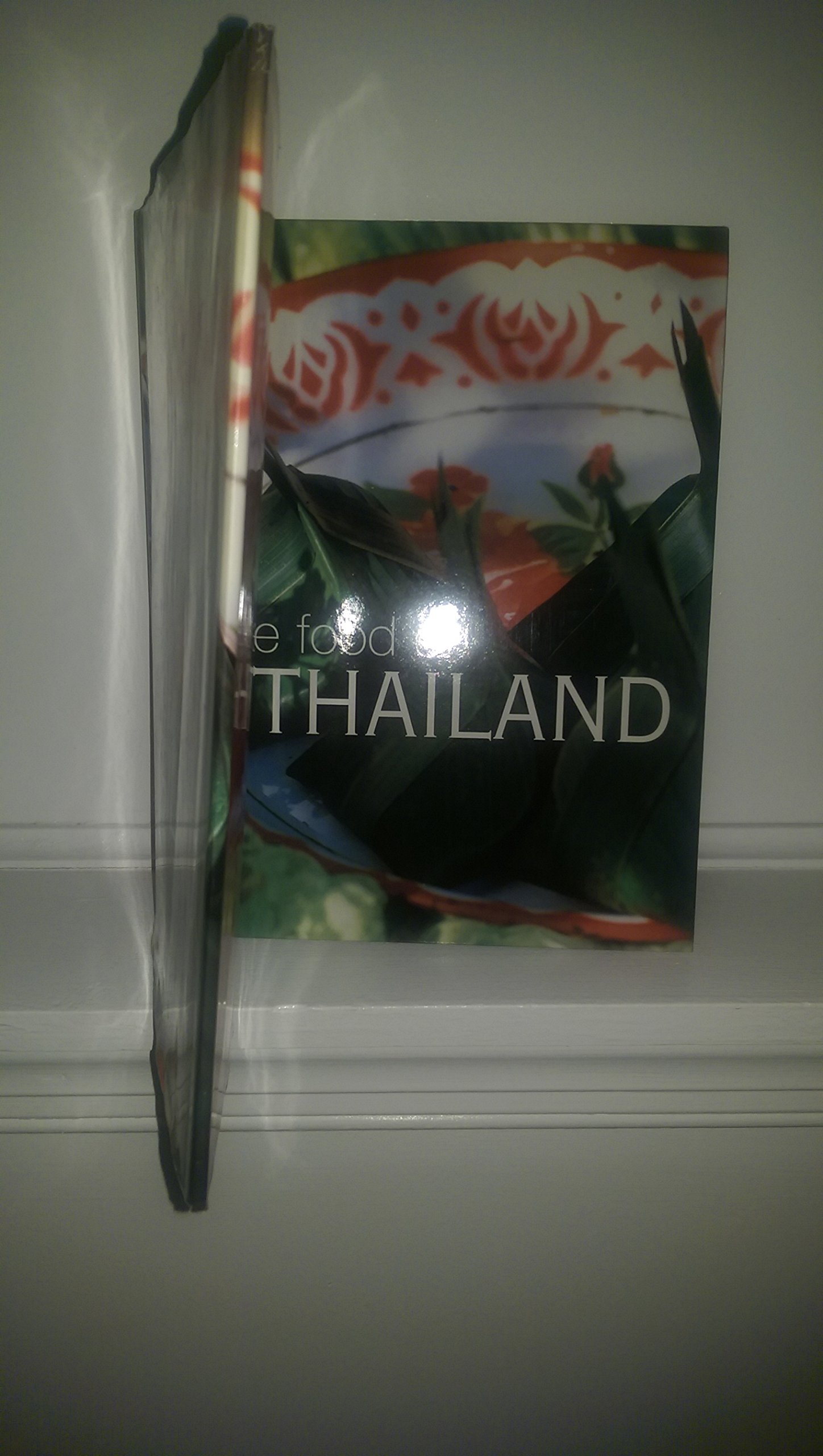 Authentic Thai Cookbook: A Culinary Journey for Food Lovers - Hardcover | Traditional Recipes, Exotic Flavors & Cooking Techniques | Perfect for Home Chefs, Food Enthusiasts & Cultural Explorers