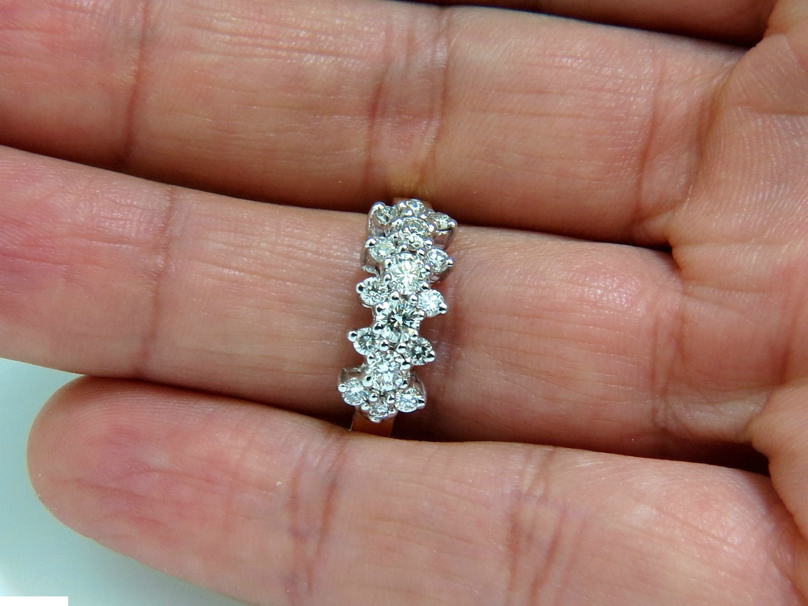18KT 1.00CT Diamond Cluster Band Ring - Excellent Cut Round Brilliant Diamonds - Perfect for Engagement, Wedding & Anniversary Jewelry Gifts
