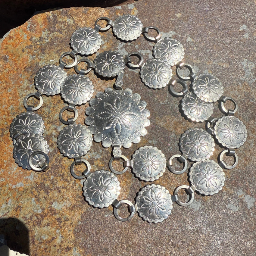 Vintage Western Silver Concho Belt for Women & Men - Authentic Costume Grade Silver Belt Buckle - Perfect for Cowboy, Cowgirl, Rodeo & Halloween Costumes