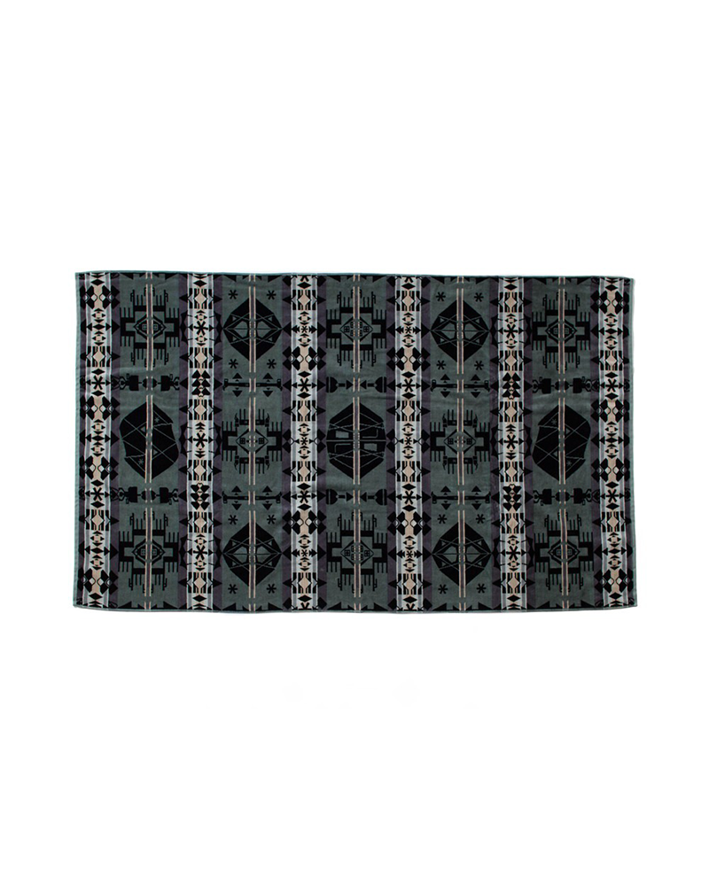Snow Peak × Pendleton Premium Camping Towel Blanket - Ultra Soft & Quick Dry for Outdoor Adventures, Picnics, and Beach Trips