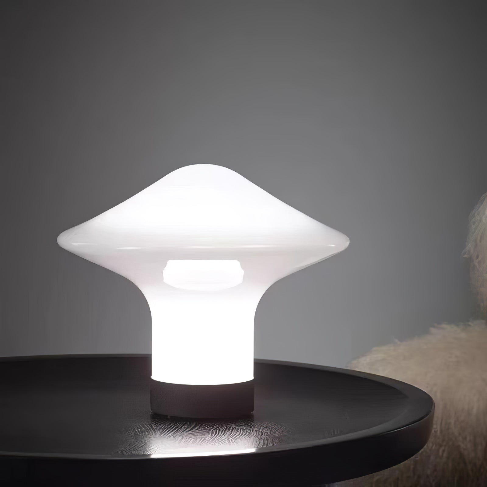 Modern Trottola Table Lamp - Stylish LED Desk Light for Bedroom, Living Room & Office - Perfect for Reading, Working & Decor