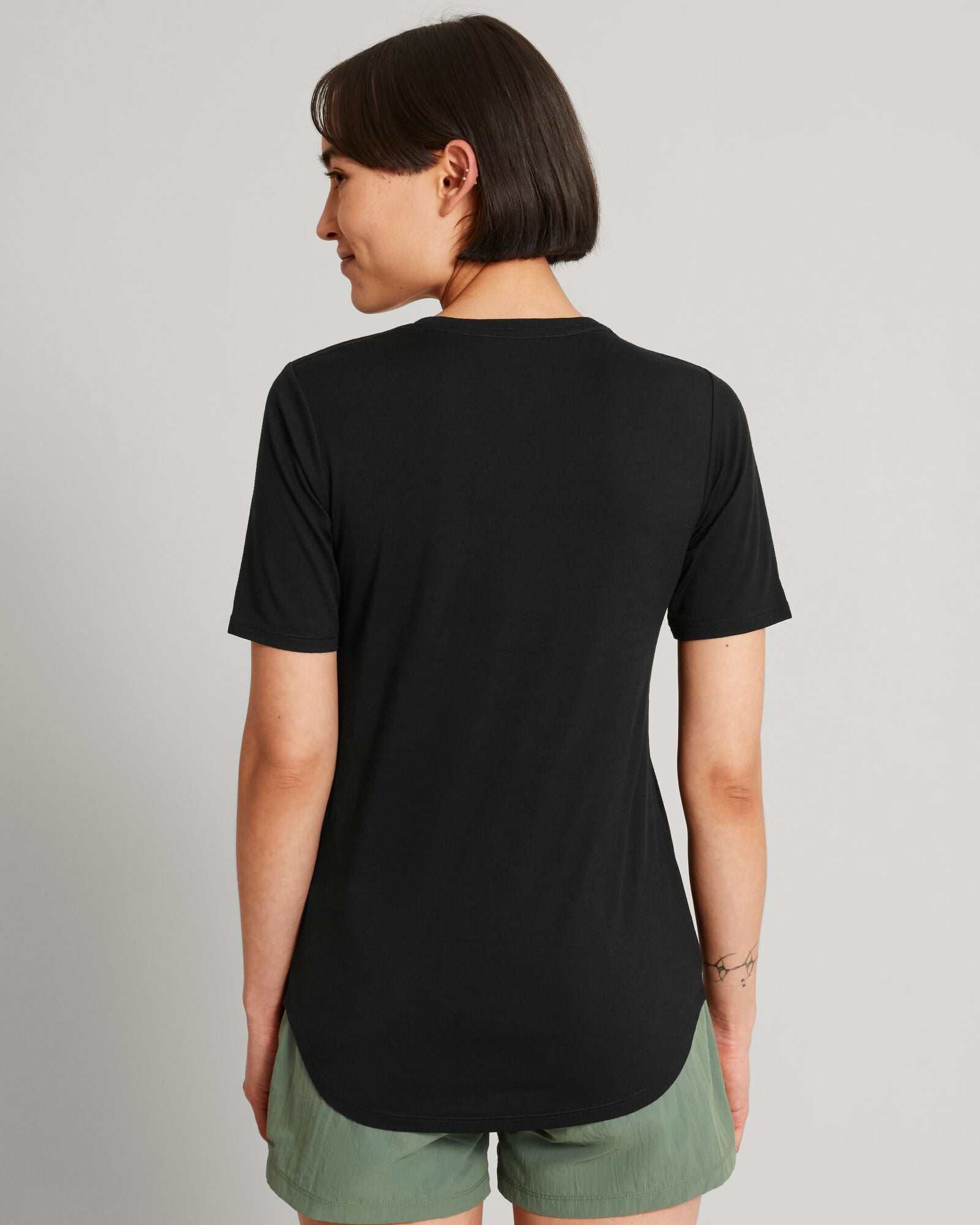 Women's 100% Merino Wool Short Sleeve Scoop Neck Top - Black | Soft & Breathable Summer Casual Wear for Hiking, Travel & Everyday Comfort