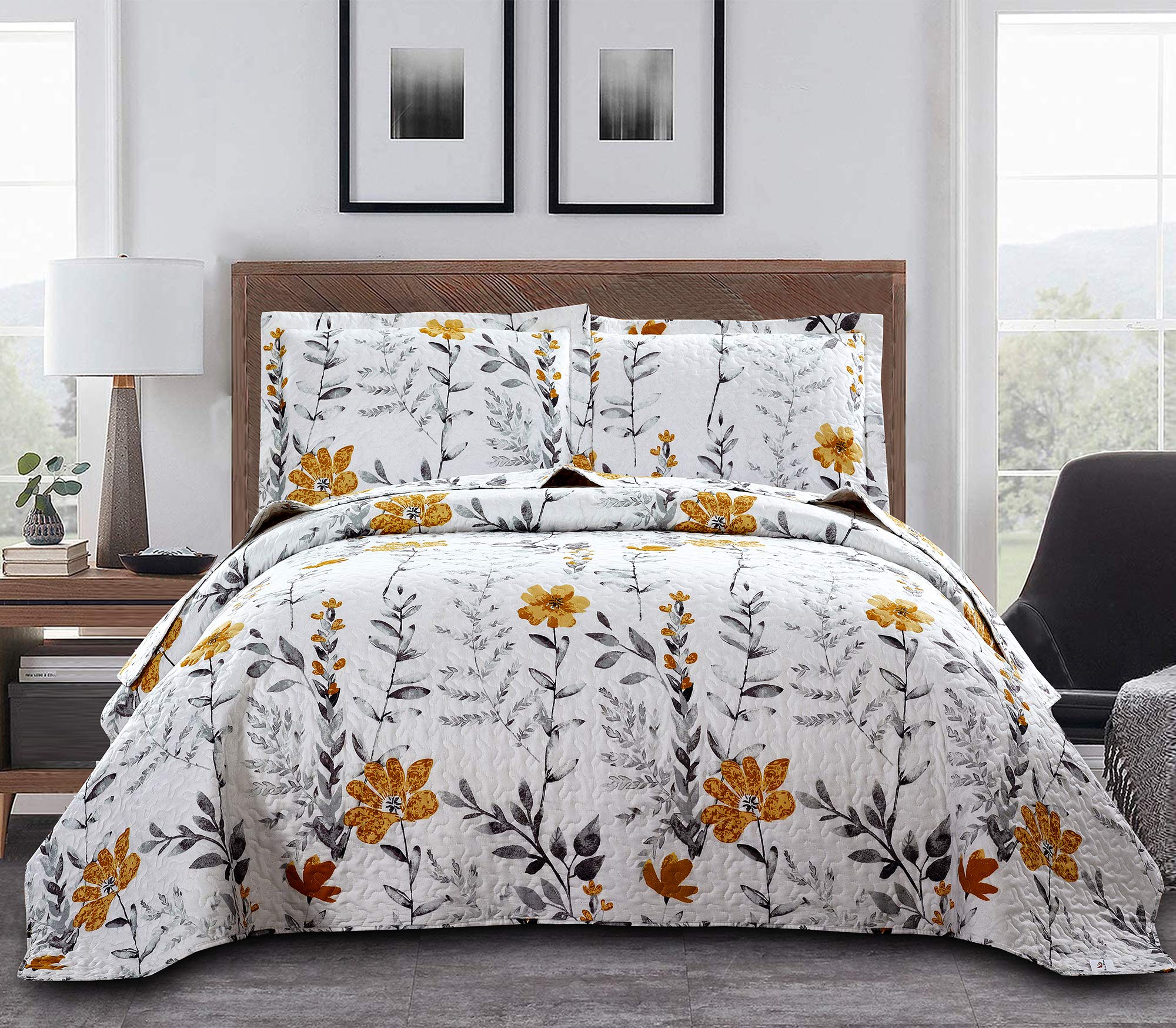 King Size Floral Quilt Set - Lightweight Reversible Bedspread Coverlet with 2 Pillow Shams | Spring Leaves Yellow Flower Design for Bedroom Decor | Perfect for Master Bedroom, Guest Room & Cozy Garden-Themed Spaces