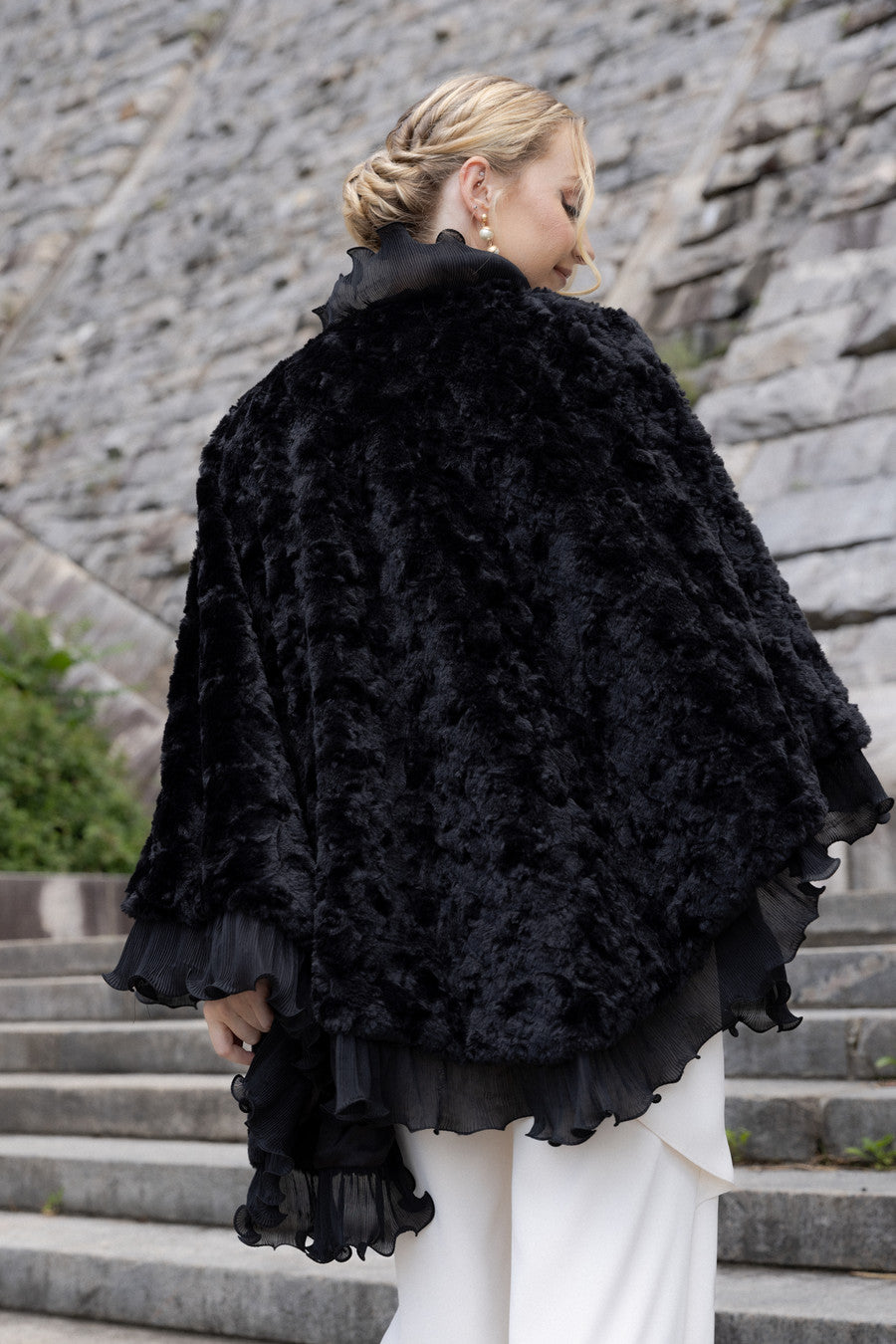 Elegant Faux Fur Cape with Ruffled Trim - Women's Winter Fashion Shawl for Parties, Weddings & Evening Events