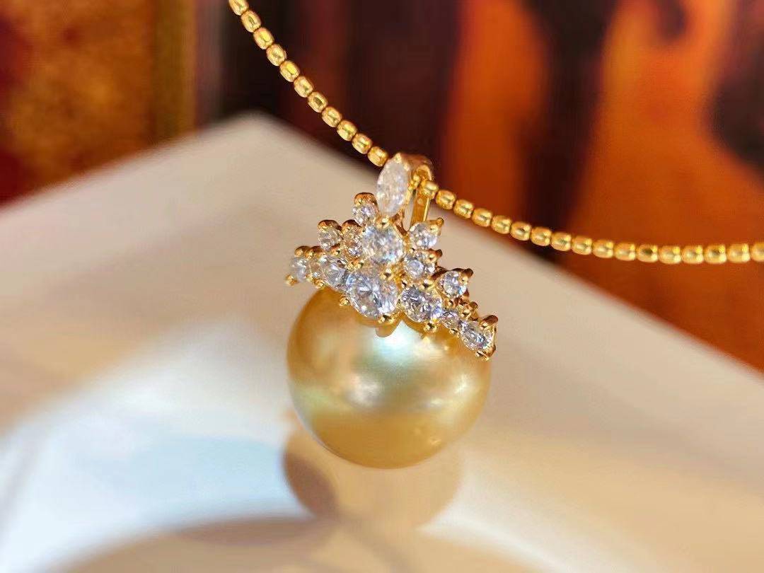 18K Solid Gold South Sea Golden Pearl Necklace - Luxury Women's Jewelry Gift for Wedding, Anniversary & Special Occasions | Elegant Pearl Pendant for Formal Events & Evening Wear