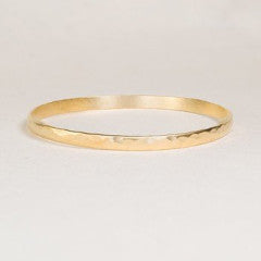 Shiny Everyday Bangle Bracelet for Women - Elegant & Durable Fashion Jewelry - Perfect for Work, Parties & Daily Wear