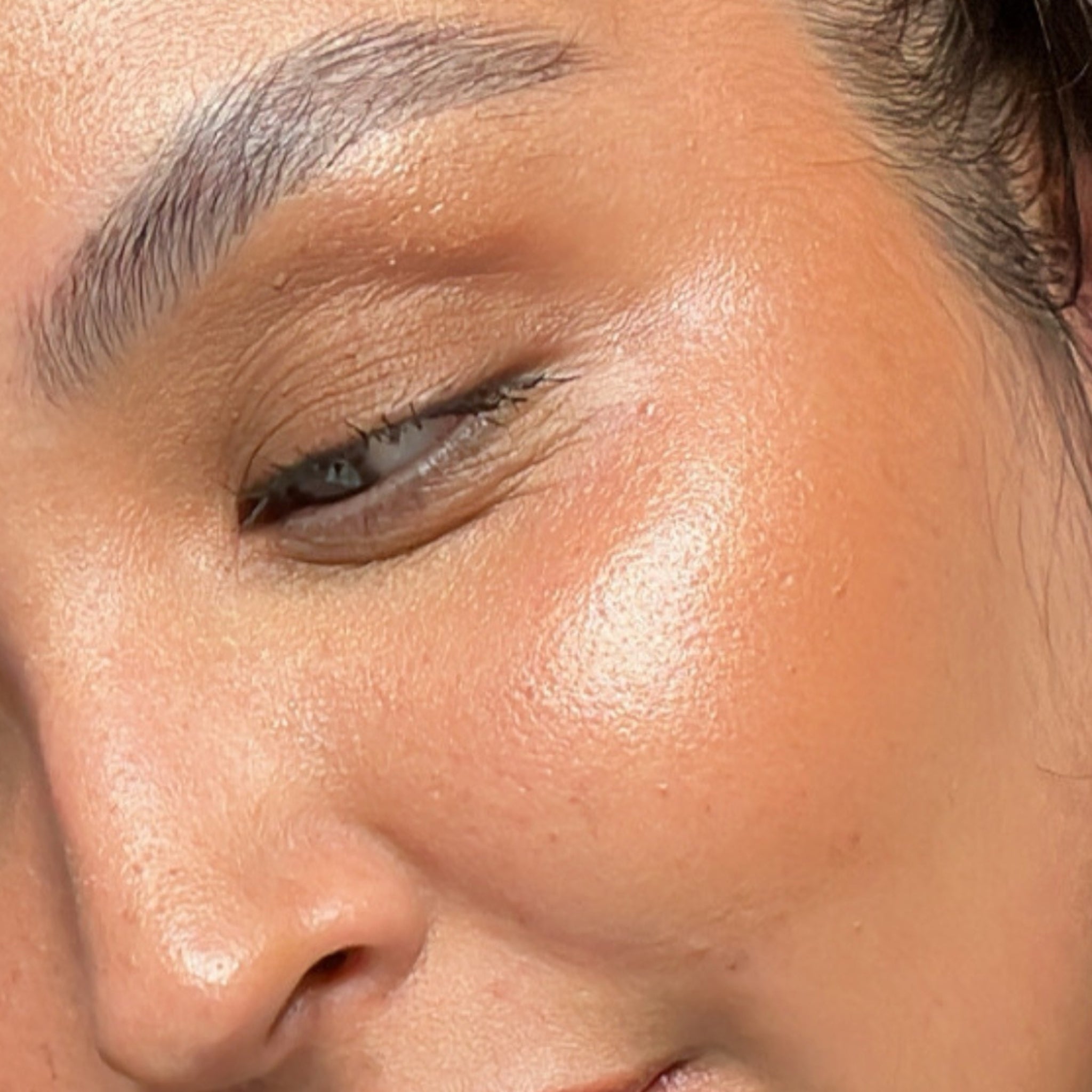 Best Hyaluronic Acid Highlight Balm for Glowing Skin - Hydrating & Illuminating Face Moisturizer - Perfect for Daily Makeup & Night Skincare Routine