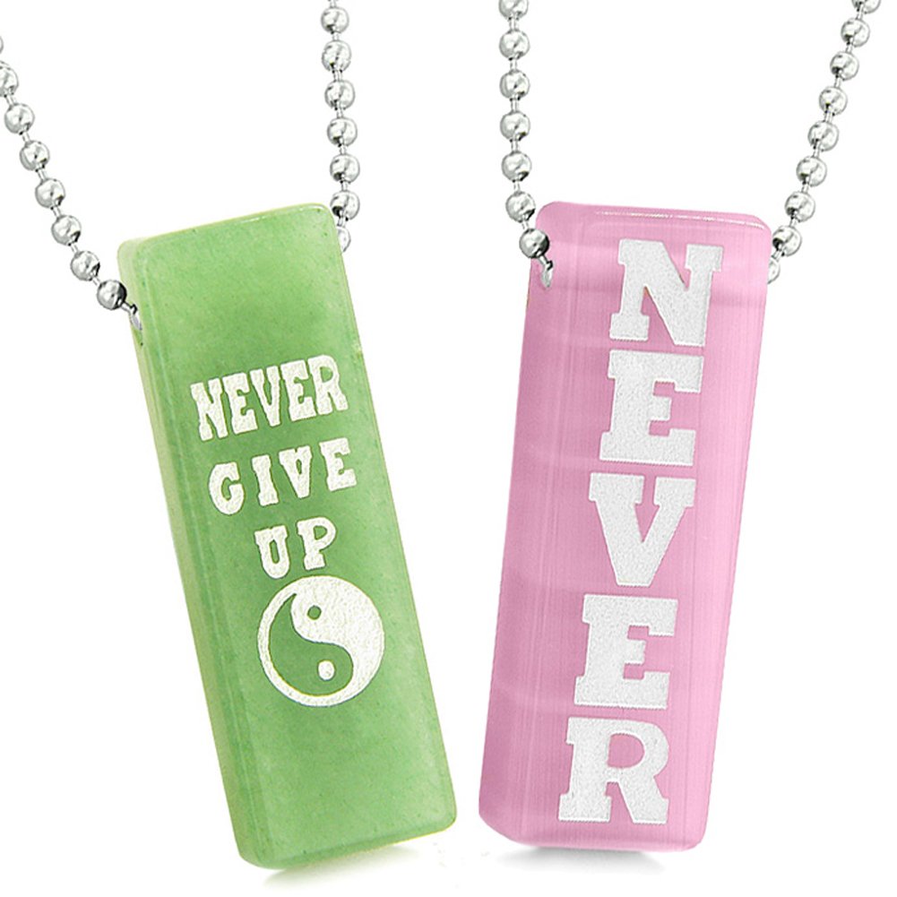 Never Give Up Love Couple Necklaces - Yin Yang Energy Pink & Green Quartz Cat Eye Pendant for Couples, Best Romantic Gift for Anniversaries & Valentine's Day