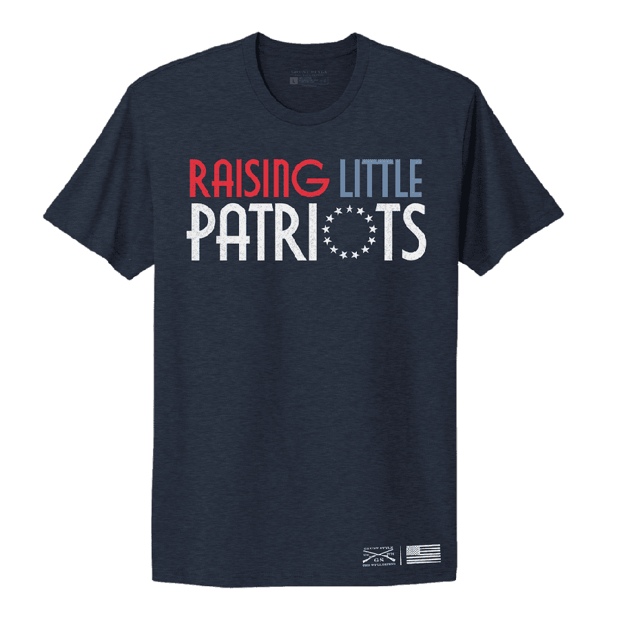 Women's Patriotic Boyfriend Fit T-Shirt - Comfortable & Stylish Midnight Navy Top for Casual Wear & Fourth of July Celebrations