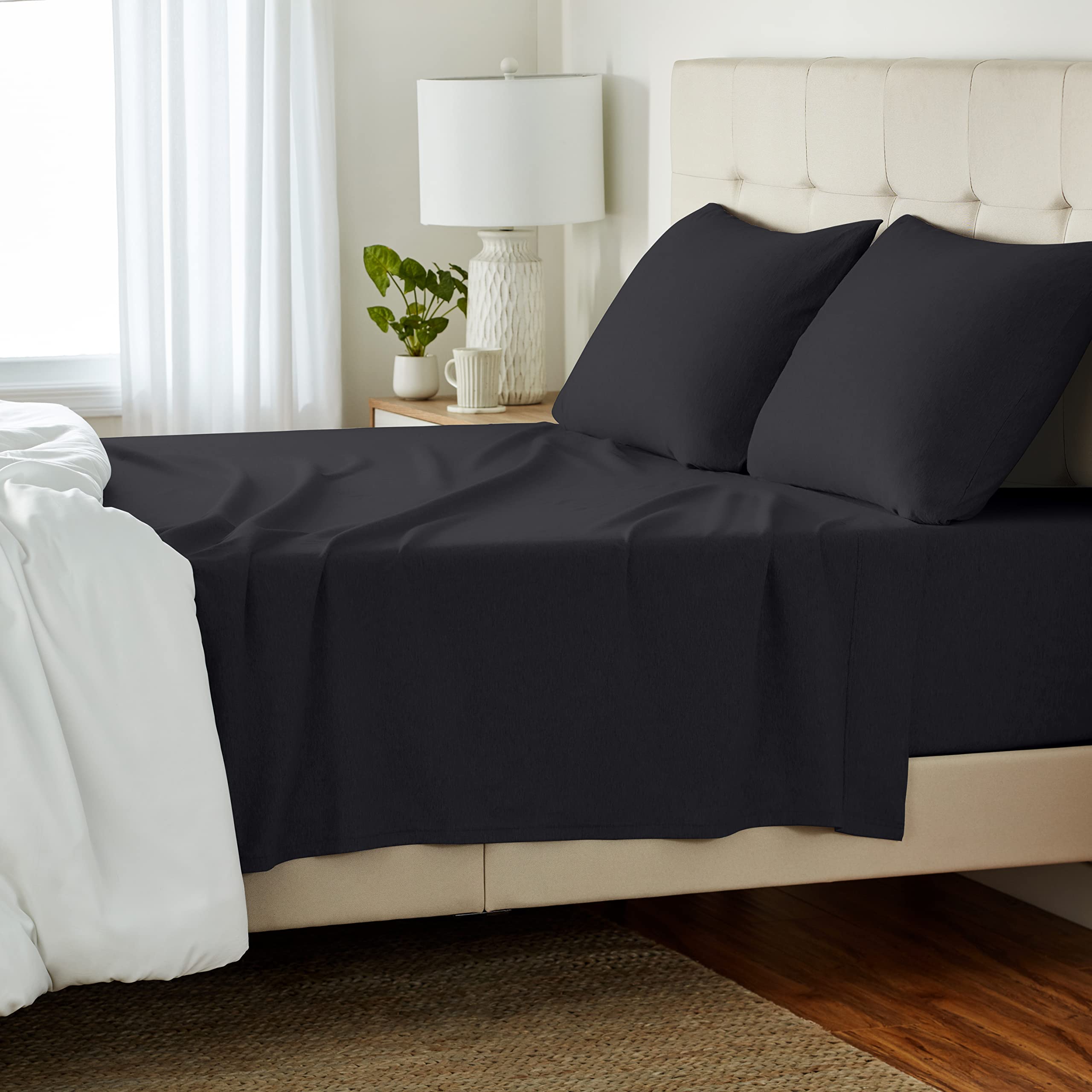 Amazon Basics 100% Cotton Jersey 4-Piece Queen Size Bed Sheet Set - Soft Breathable Sheets for All Seasons - Solid Black Luxury Bedding for Home, Hotel & Guest Room