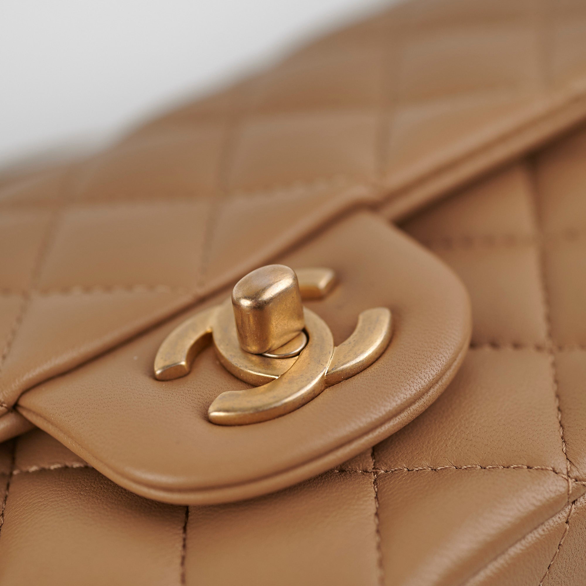 Chanel 22B Top Handle Mini Rectangular Bag in Dark Beige Microchip Leather - Perfect for Evening Events & Luxury Fashion Accessories