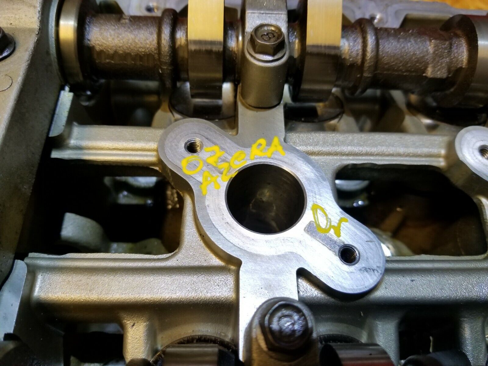 2006-2010 Hyundai Azera 3.8L V6 Left Driver Side Cylinder Head OEM Replacement Part - Perfect for Engine Repair & Performance Upgrade
