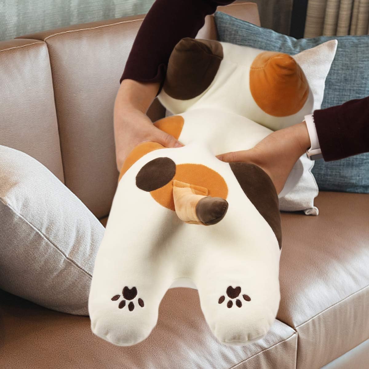 ARELUX 22-inch Soft Cat Plush Pillow - Big Hugging Sleeping Pillow, White Kitten Stuffed Animal Throw Pillow for Couch, Bed, Sofa - Perfect Gift for Cat Lovers, Friends & Family Birthday Present | Home Decor, Nursery, Office Companion