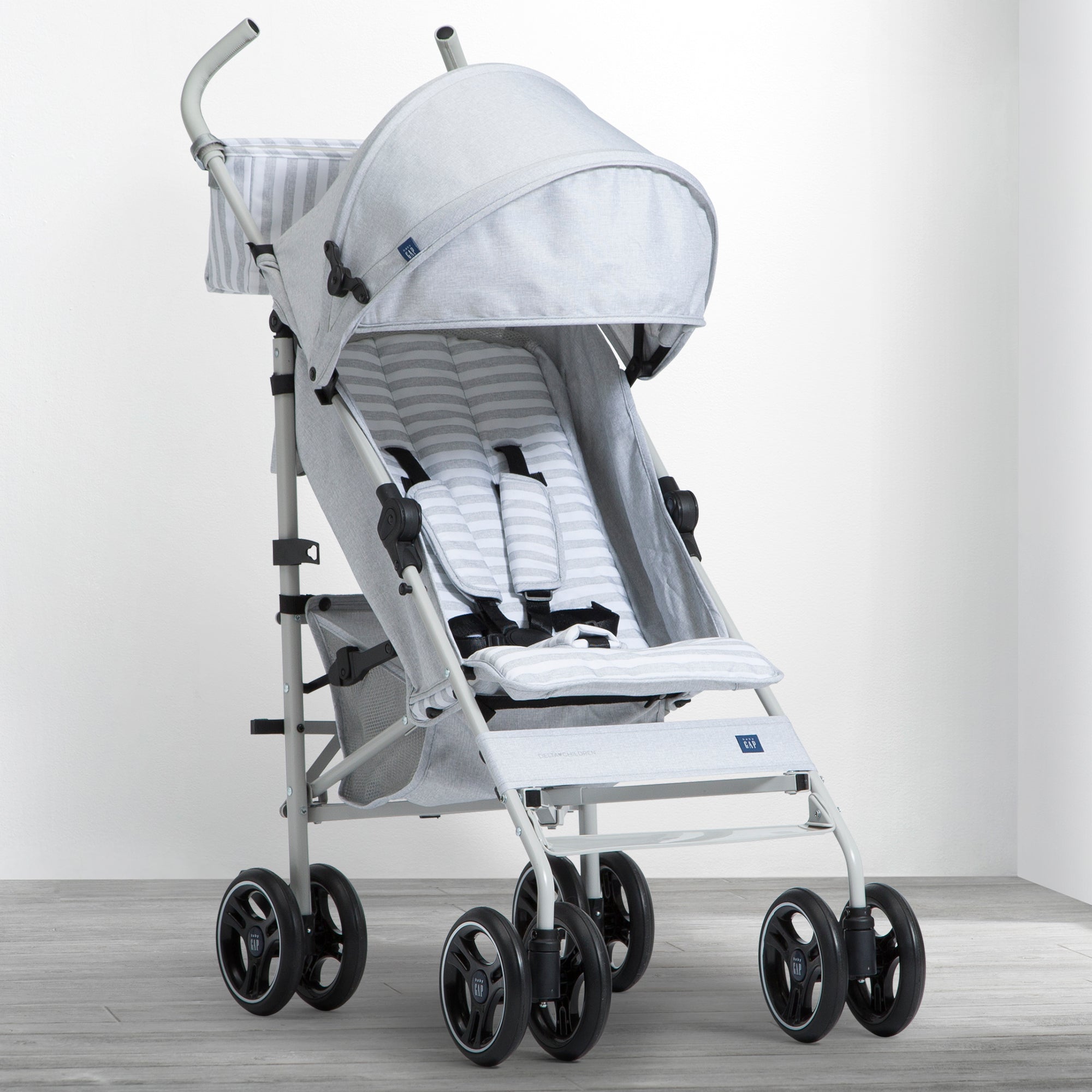 BabyGap Classic Stroller - Lightweight Compact Baby Stroller with Adjustable Canopy | Perfect for Travel, Shopping & Daily Walks