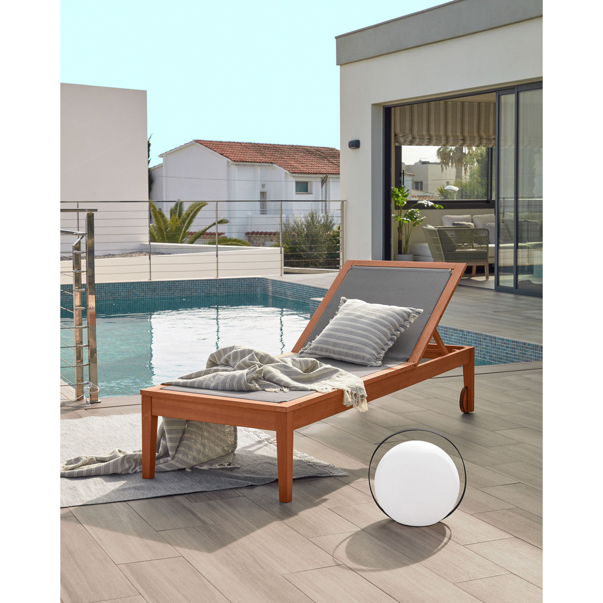 Portable Outdoor Table Lamp - Dinesh Handheld Alfresco Light for Patio, Garden, and Camping - Perfect for Evening Gatherings and Backyard Decor