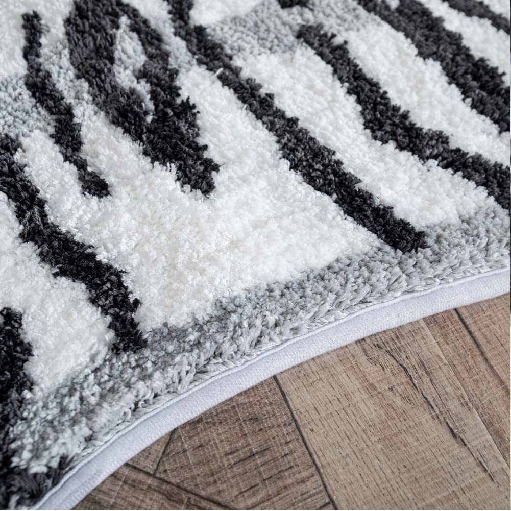 Soft Tiger Shaped Bath Rug - Non-Slip Absorbent Bathroom Mat for Kids & Adults, Cute Animal Print Carpet (22.5x34.5 Inch, White) - Perfect for Bathroom Decor, Playroom Floor Mat & Cozy Nursery Rug