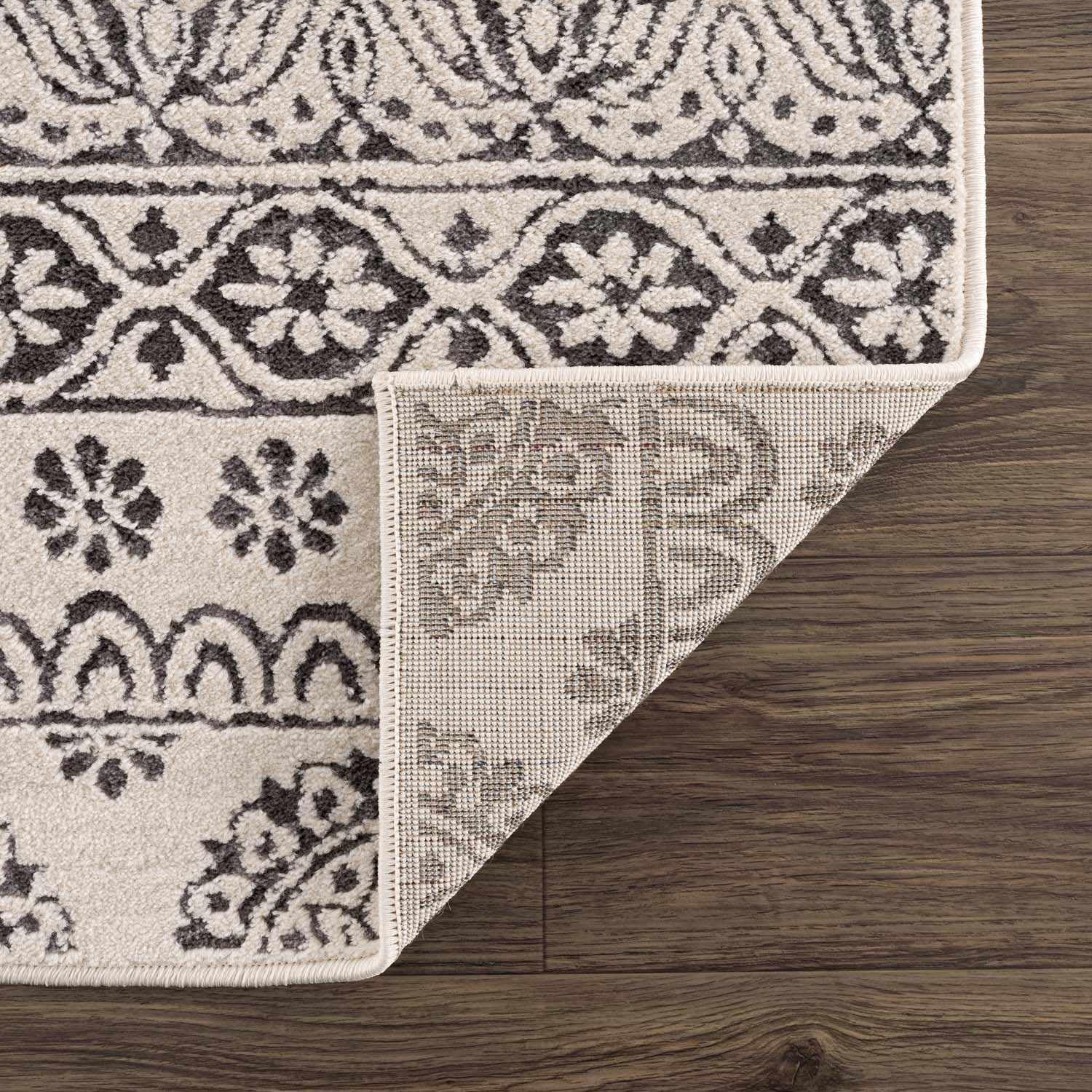 Hauteloom Warroad Traditional Peach & Charcoal Area Rug 6'7